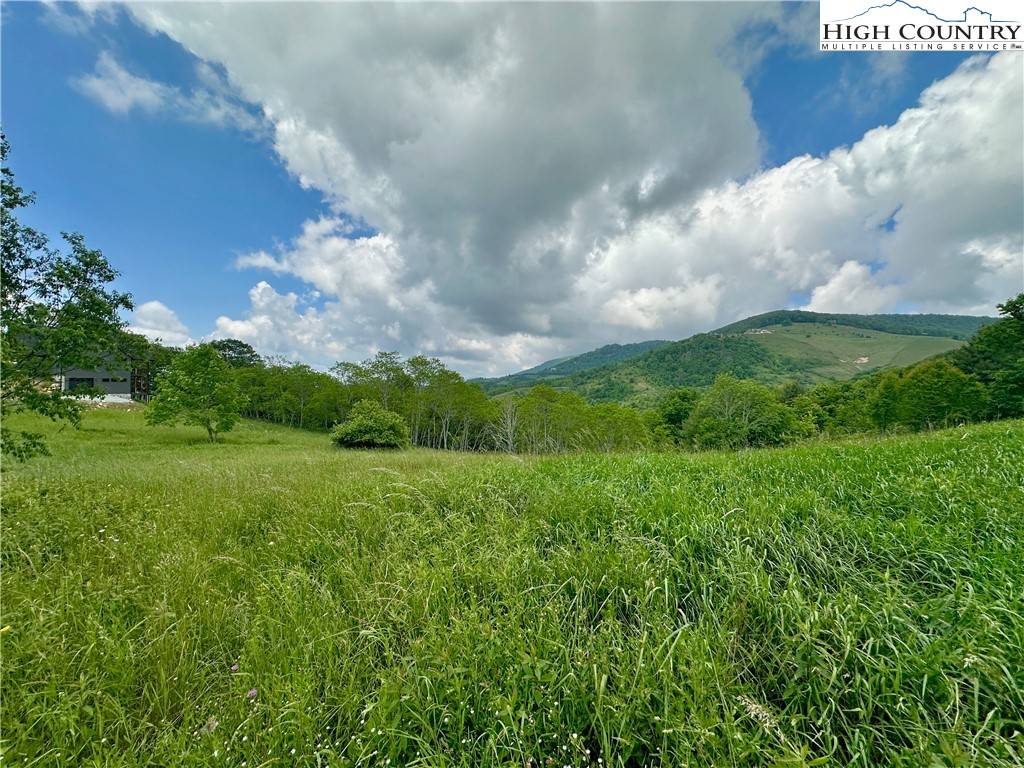 Banner Elk, NC 28604,TBD Sky Rock TRL
