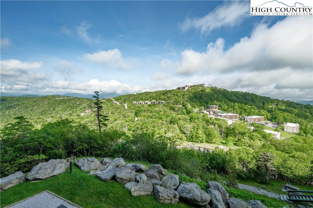 Sugar Mountain, NC 28604,303 Sugar Top DR #2101
