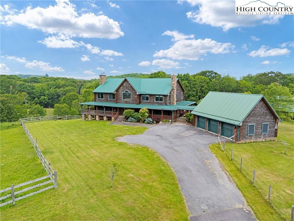 Banner Elk, NC 28604,1921 Worley RD