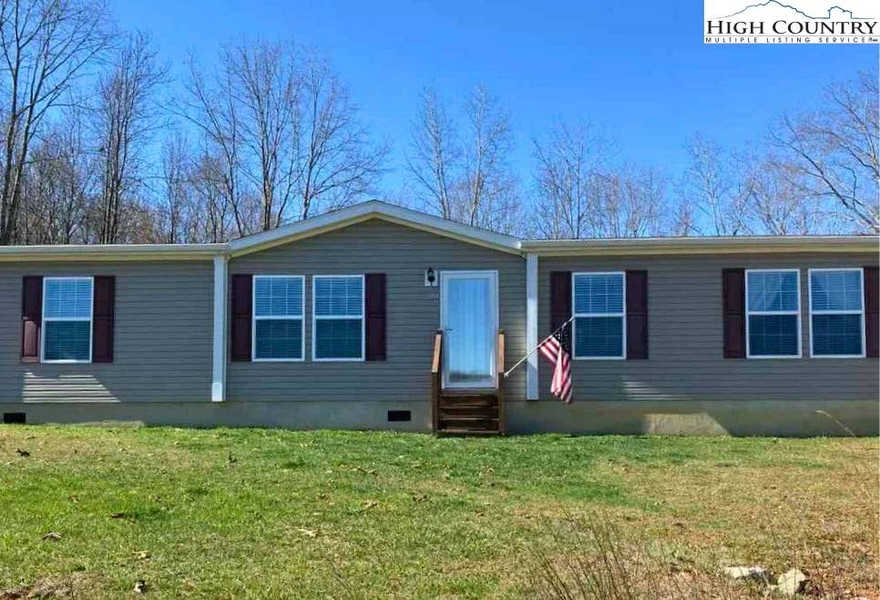 Sparta, NC 28675,209 Walnut LN