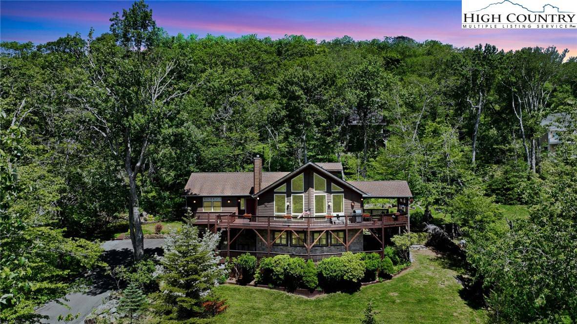 Sugar Mountain, NC 28604,838 Shelter Rock CIR