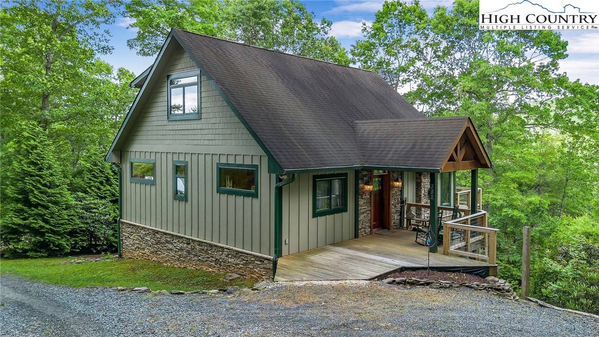 West Jefferson, NC 28694,382 Secluded LN