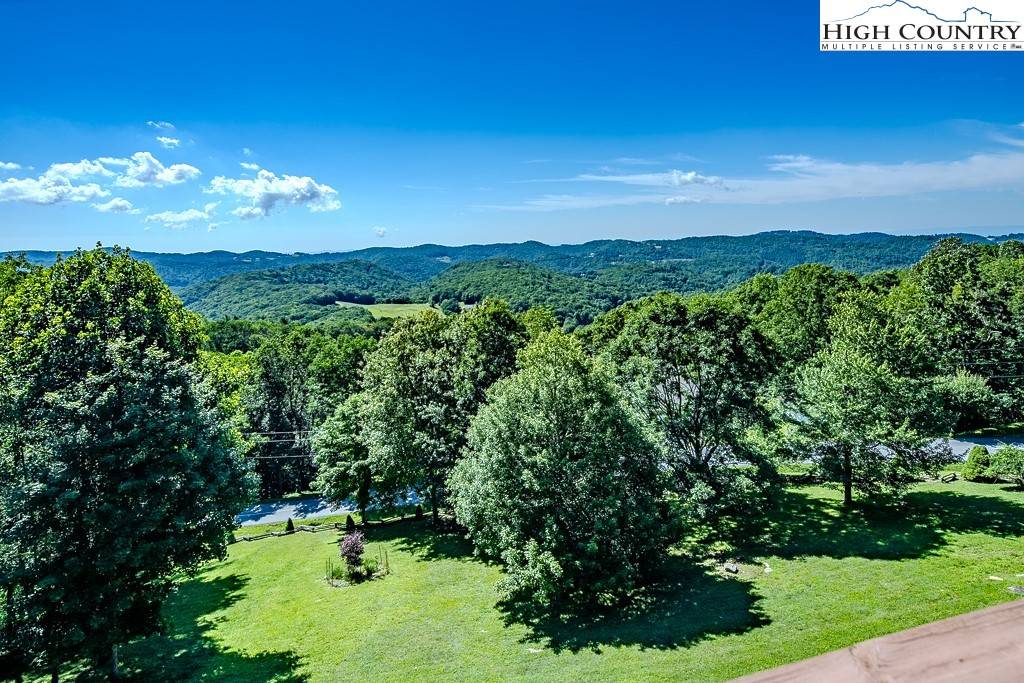 Blowing Rock, NC 28605,362 Golden Ridge RD