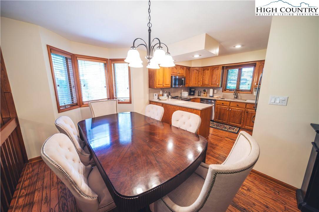 Blowing Rock, NC 28605,165 Rippling Brook WAY #Allegheny 3