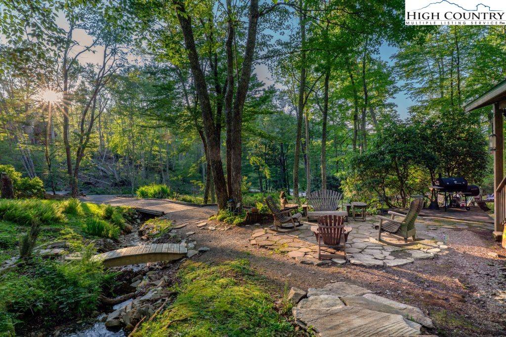 Banner Elk, NC 28604,31 Red Fox LN