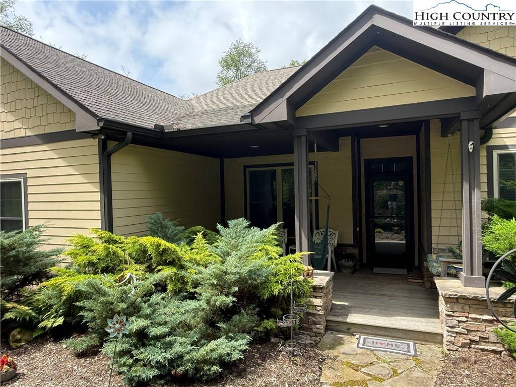 Sugar Mountain, NC 28604,167 Rough Ridge RD