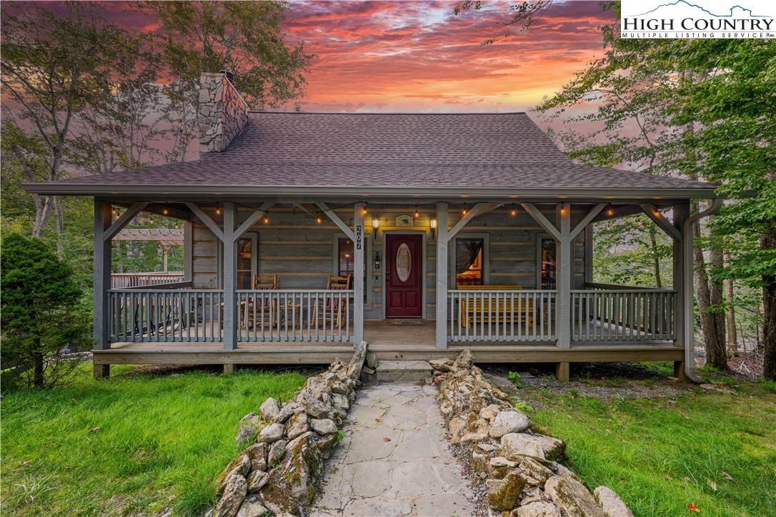 Beech Mountain, NC 28604,207 Lake RD