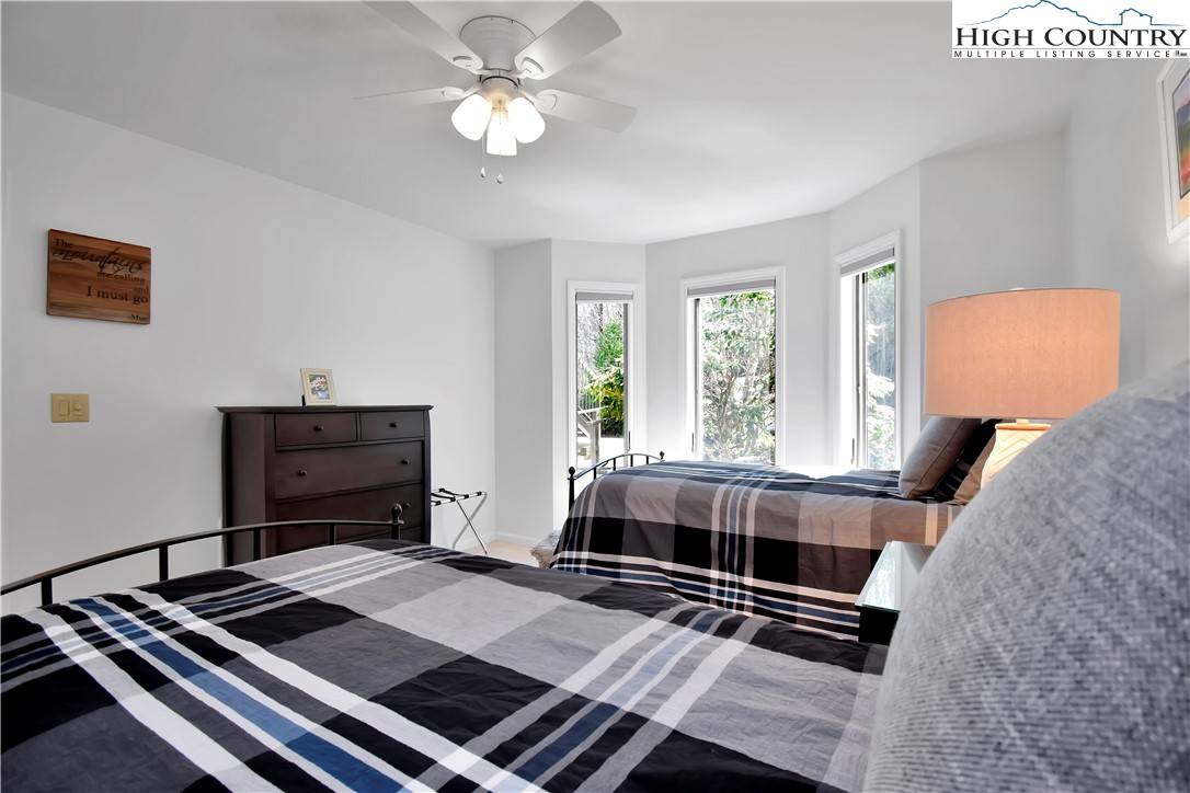 Blowing Rock, NC 28605,140 Manor View LN #Cascades 2