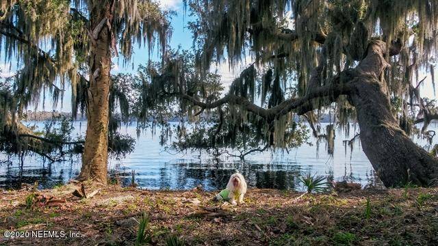 Palatka, FL 32177,727 NATIONAL FOREST SERVICE RD 75G
