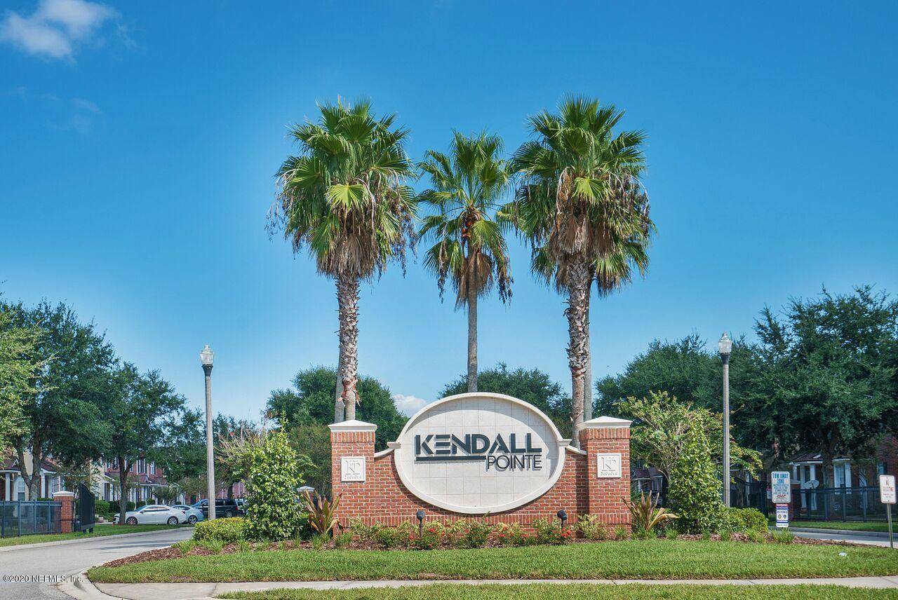 Jacksonville, FL 32225,1513 LANDAU RD