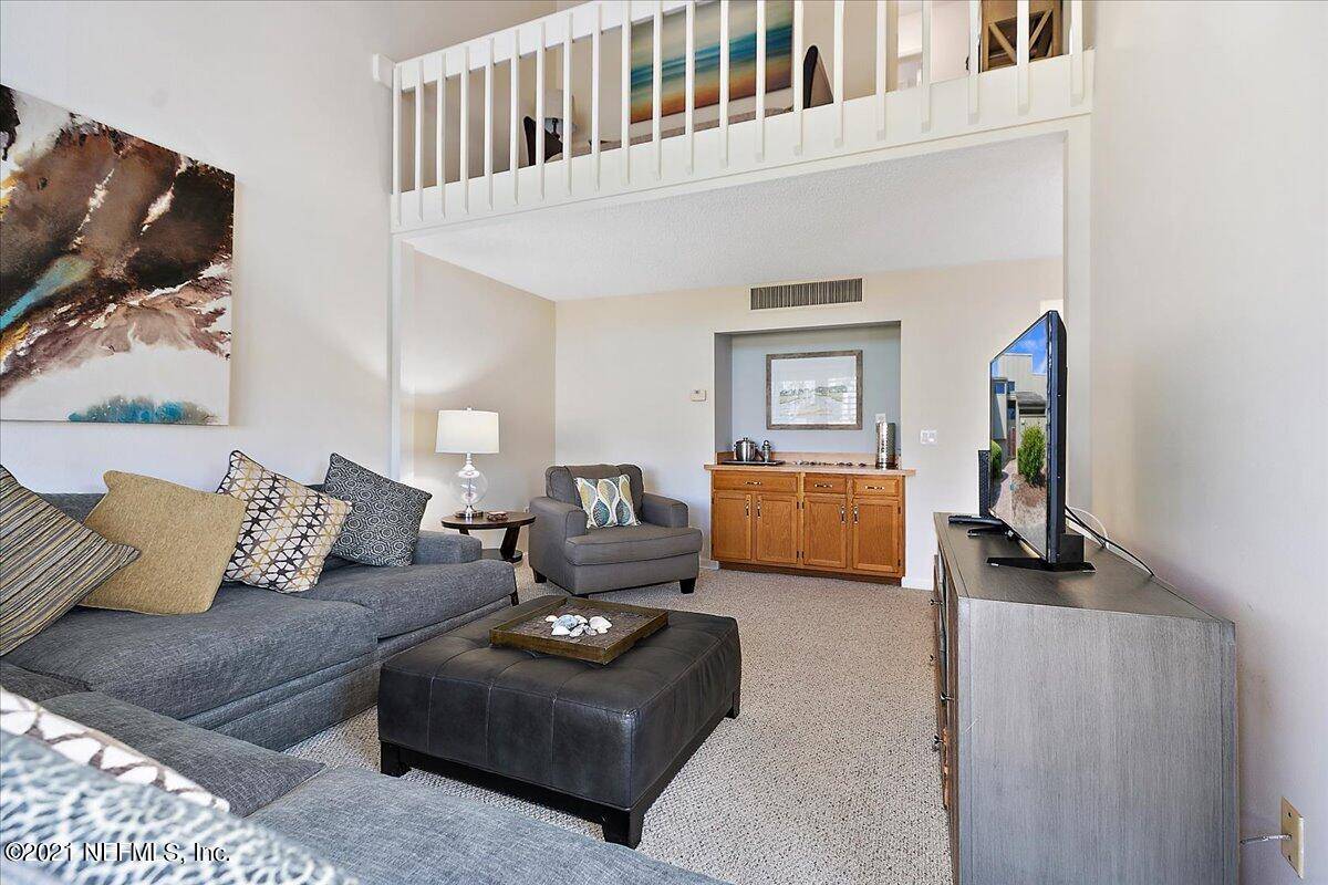 Ponte Vedra Beach, FL 32082,9950 SAWGRASS DR