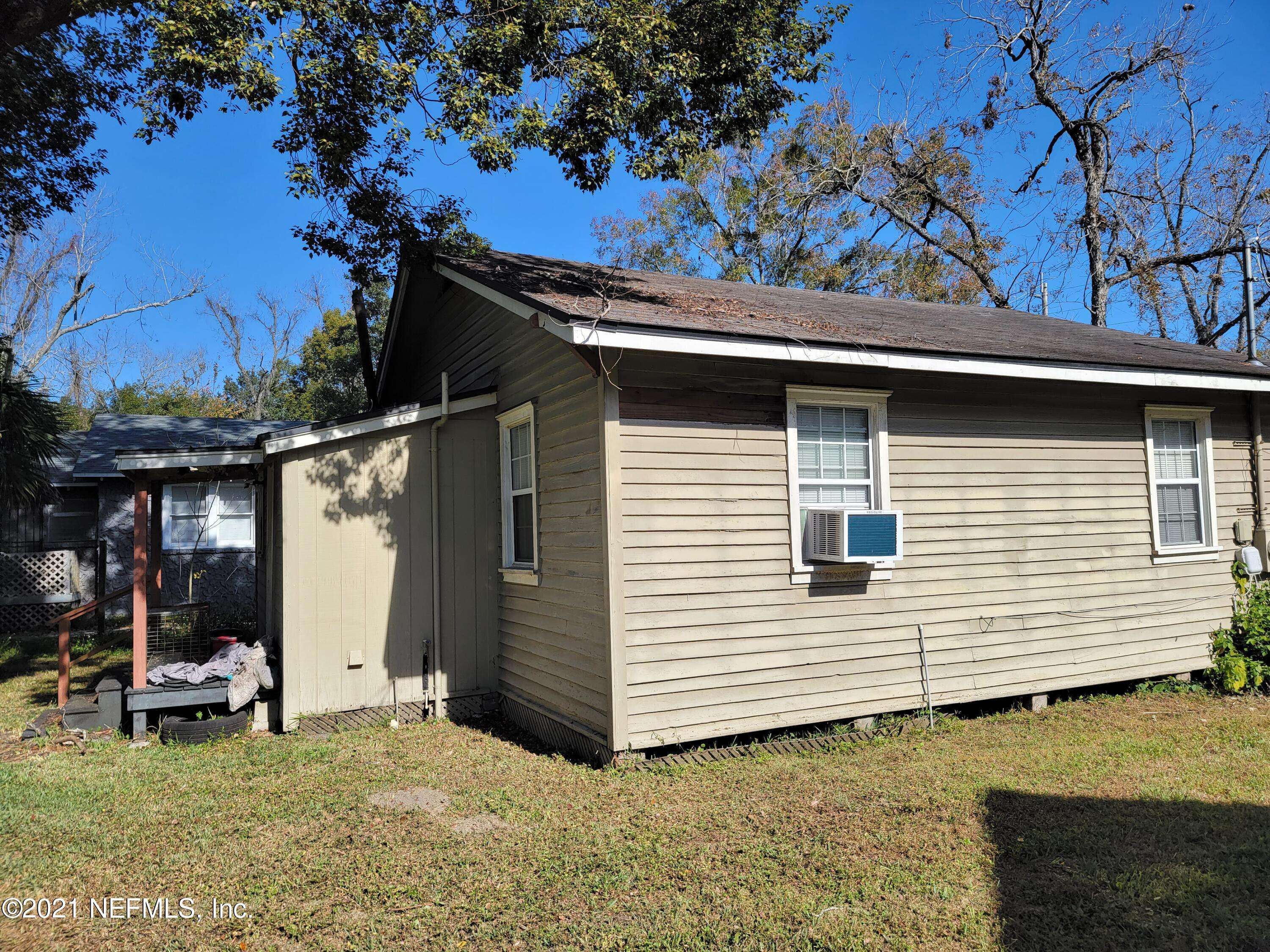 Jacksonville, FL 32254,750 SARANAC ST