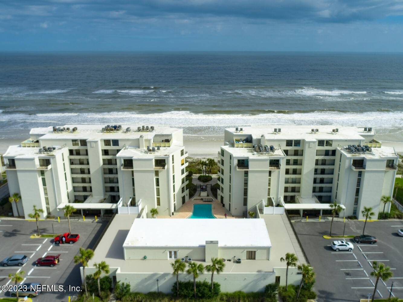 Jacksonville Beach, FL 32250,2100 OCEAN DR S #4E