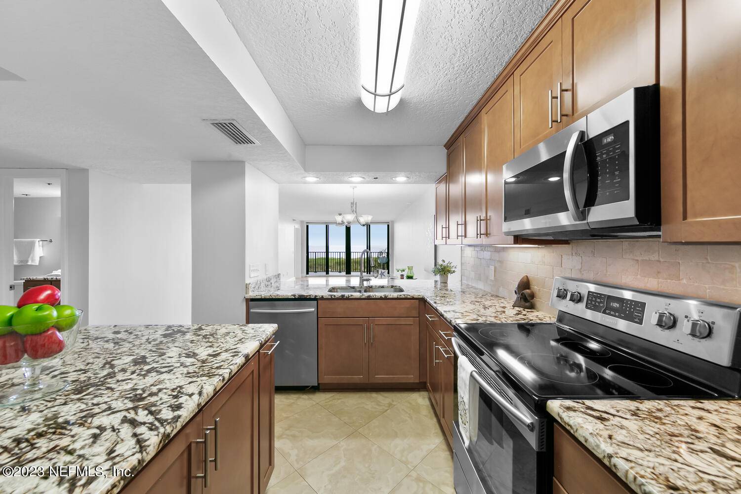 Jacksonville Beach, FL 32250,275 1ST ST S #202