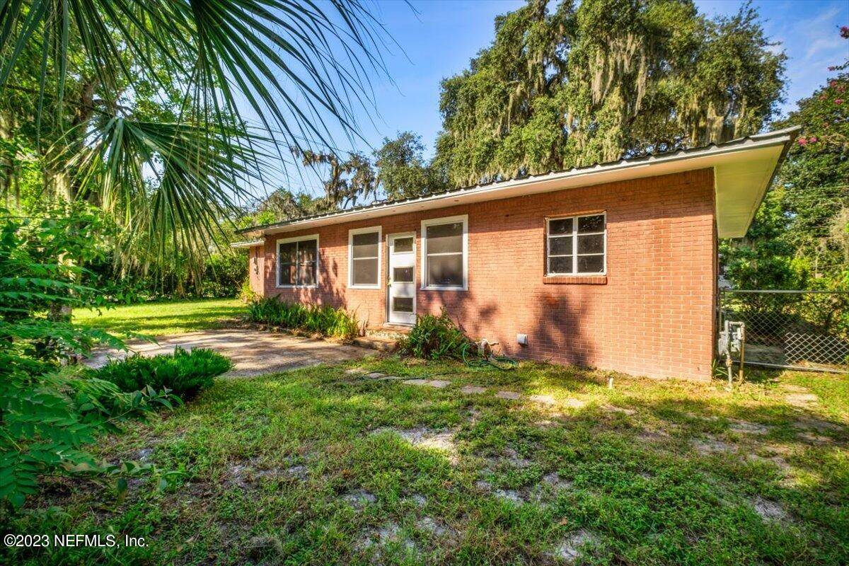 Palatka, FL 32177,215 FERN ST