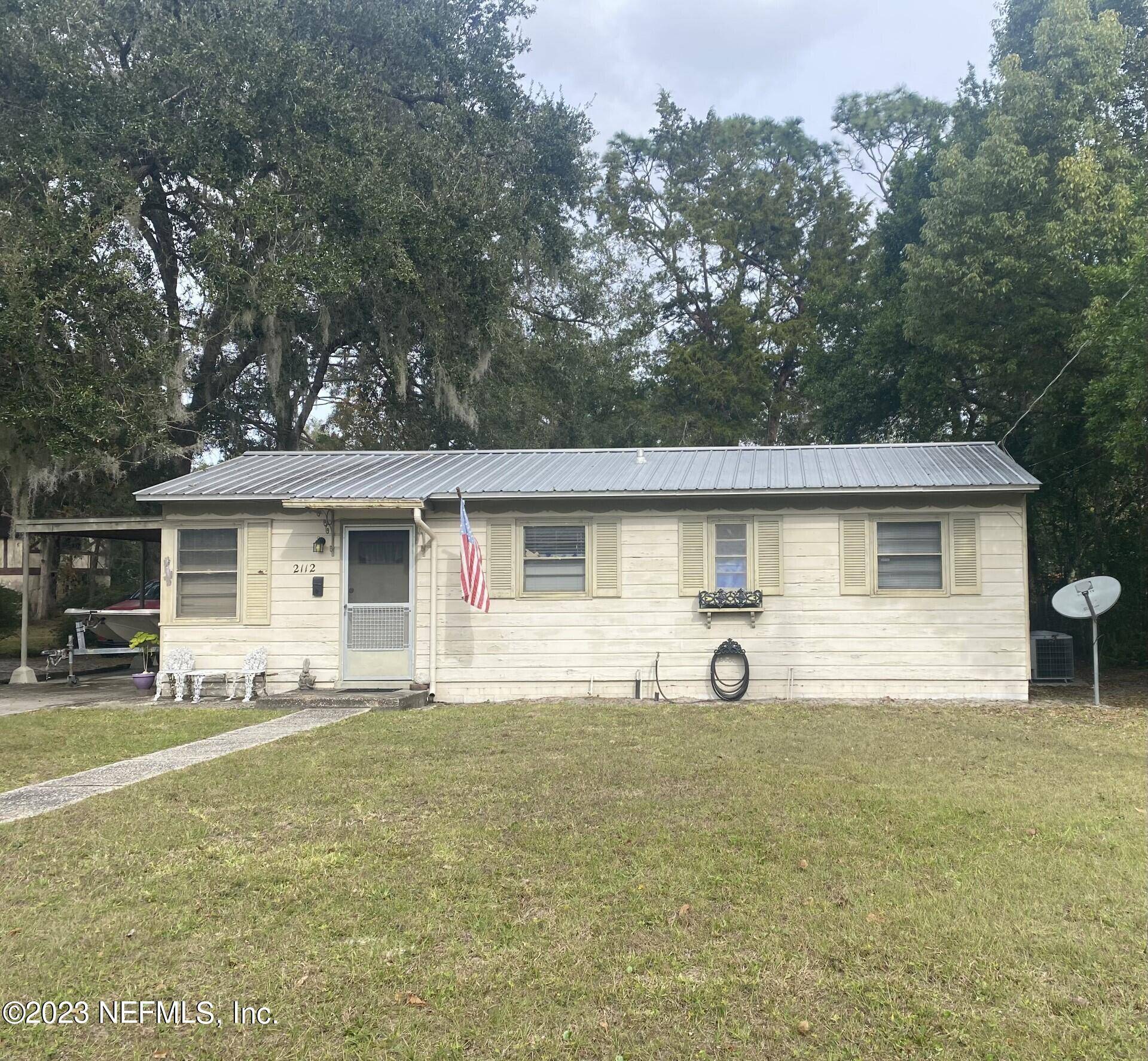 Palatka, FL 32177,2112 DIANA DR