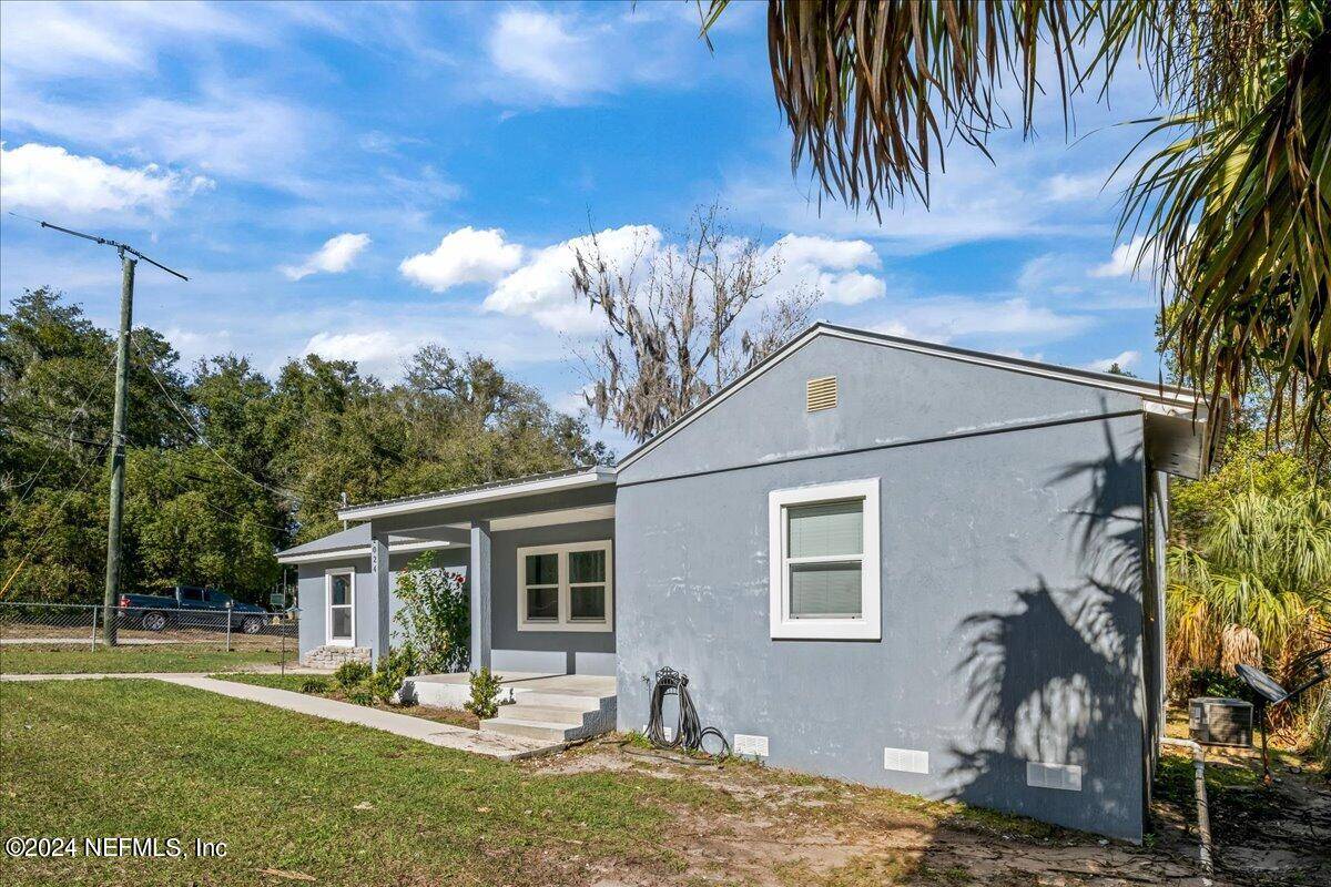 Palatka, FL 32177,2024 ST JOHNS AVE