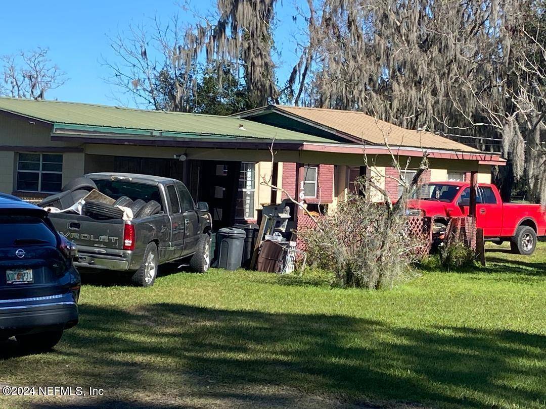 East Palatka, FL 32131,166 E RIVER RD