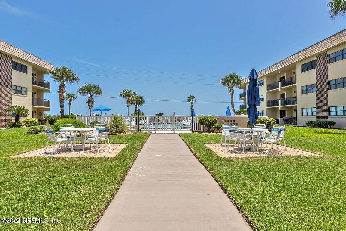 Ormond Beach, FL 32176,2100 OCEAN SHORE BLVD #1090