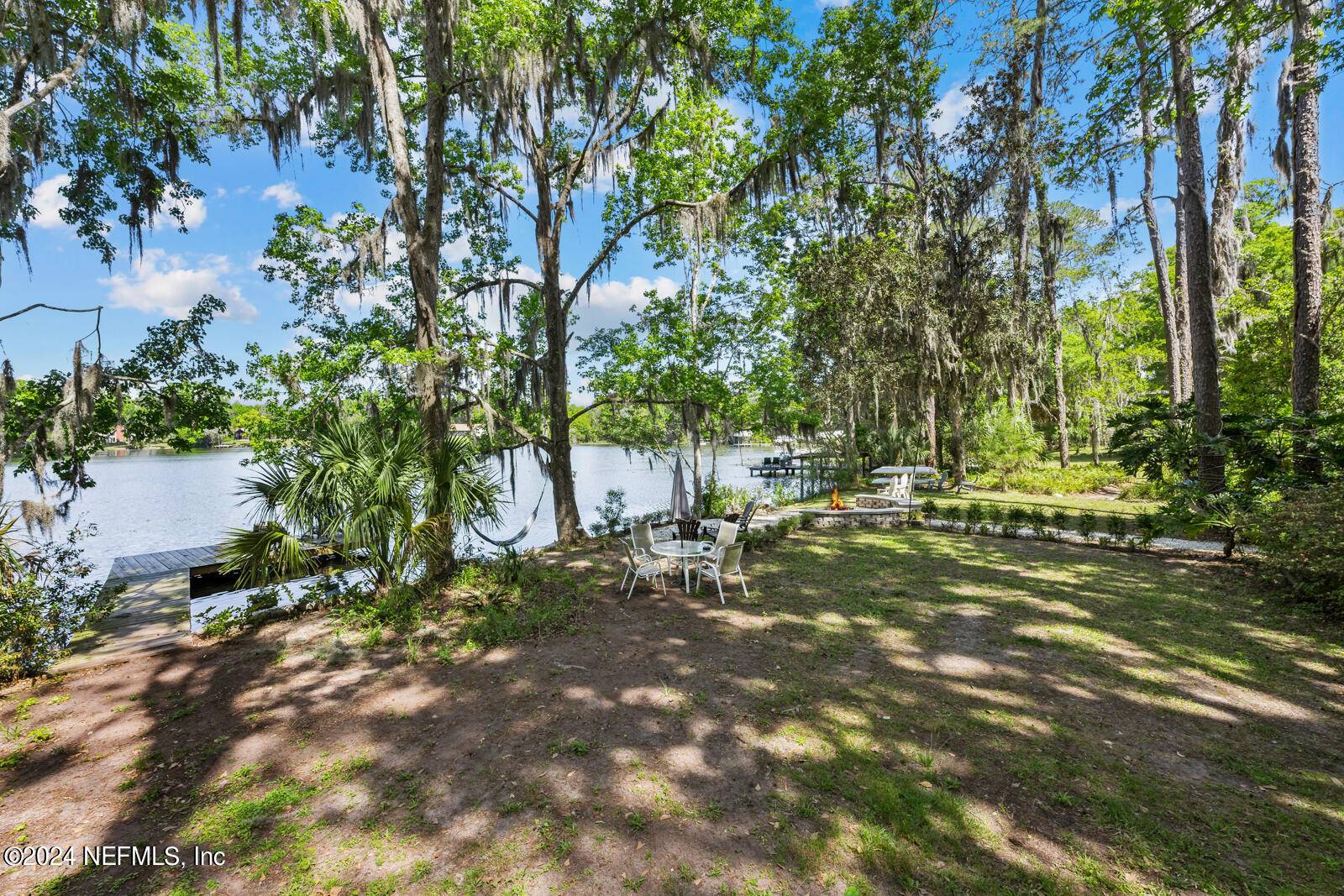 Palatka, FL 32177,120 HERJA ACRE LN