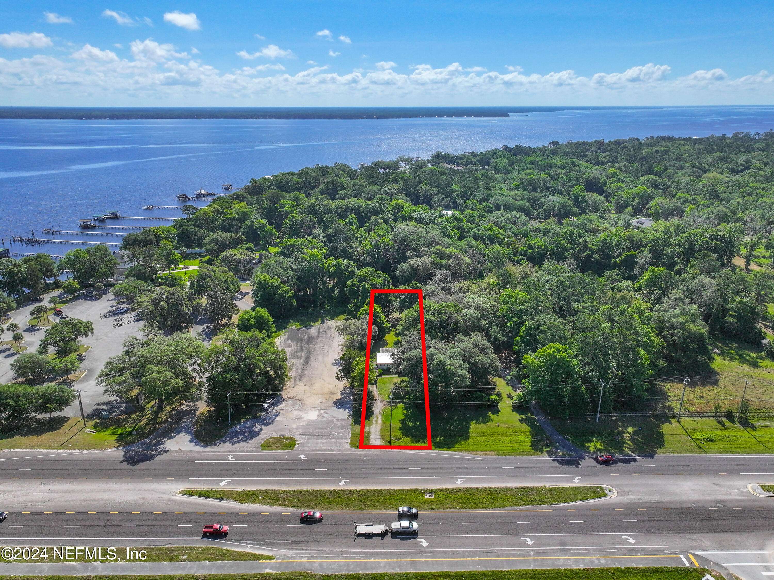 Green Cove Springs, FL 32043,2991 HWY 17