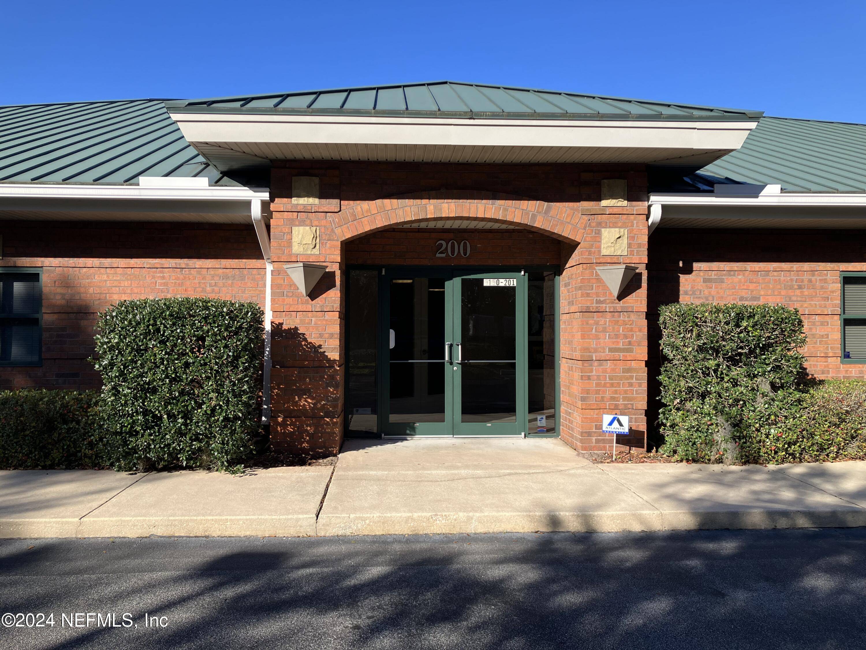Jacksonville, FL 32256,5150 BELFORT RD #200