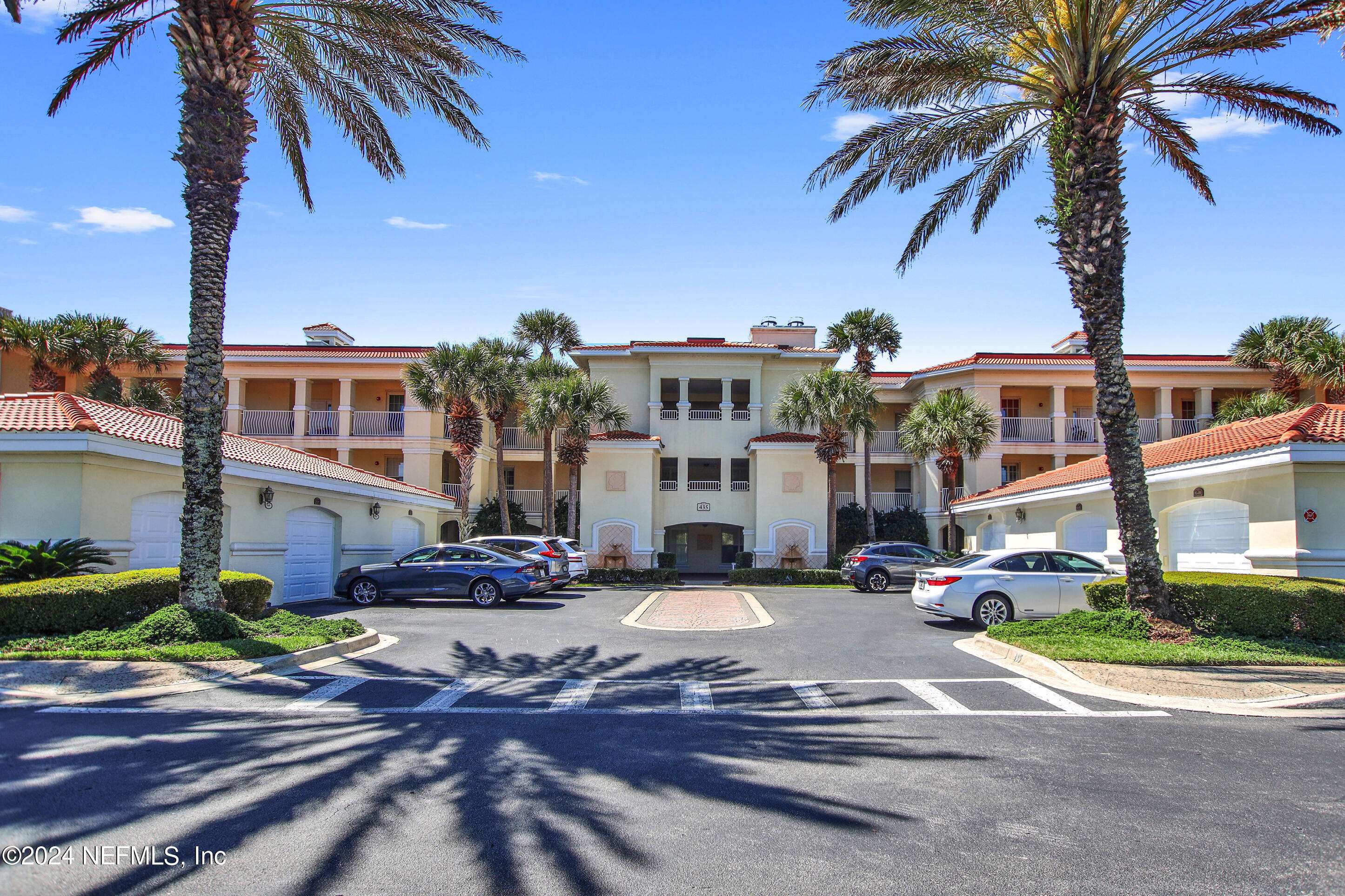 Ponte Vedra Beach, FL 32082,435 N OCEAN GRANDE DR #102