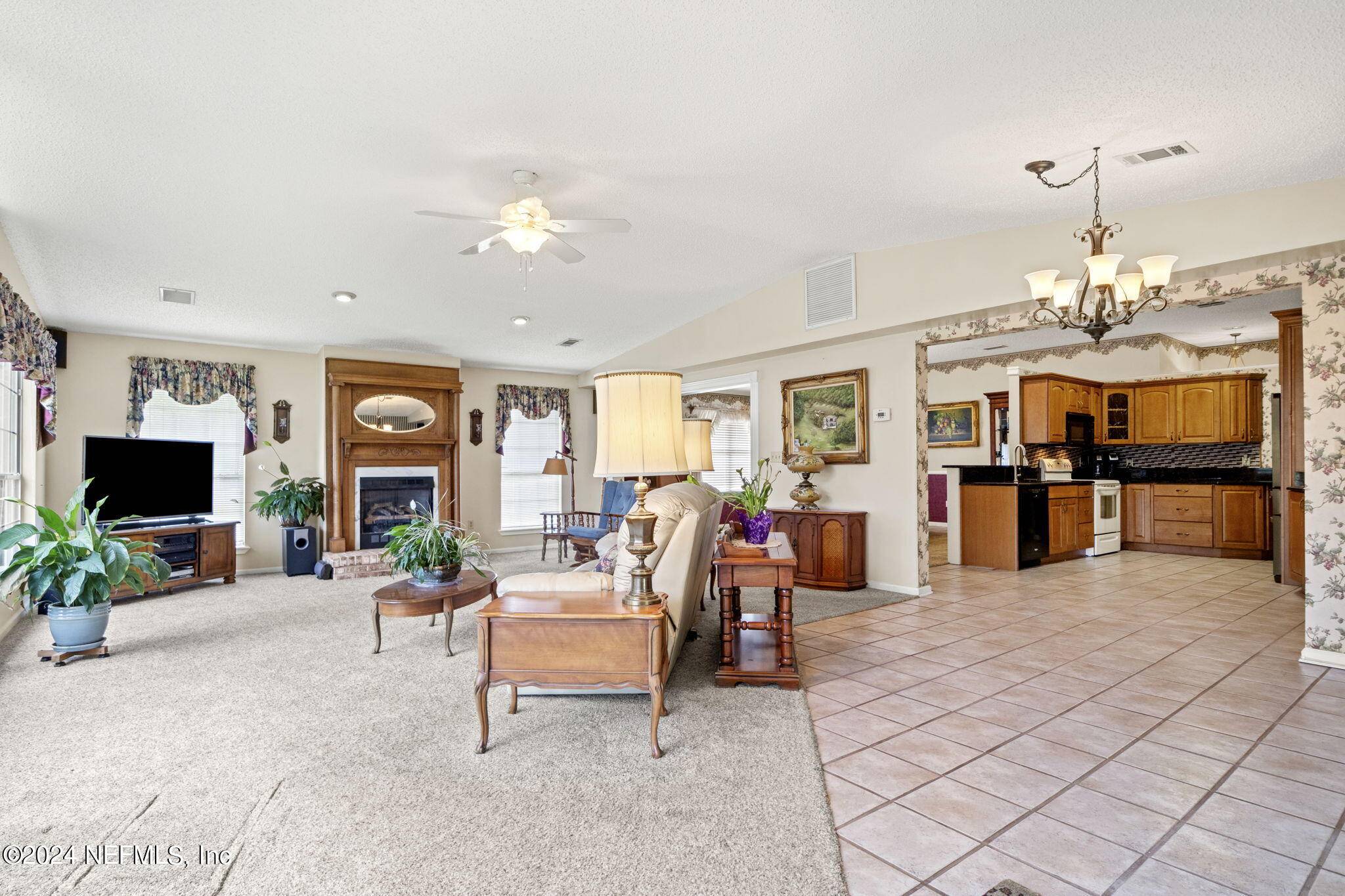 Green Cove Springs, FL 32043,247 CANDLER CT