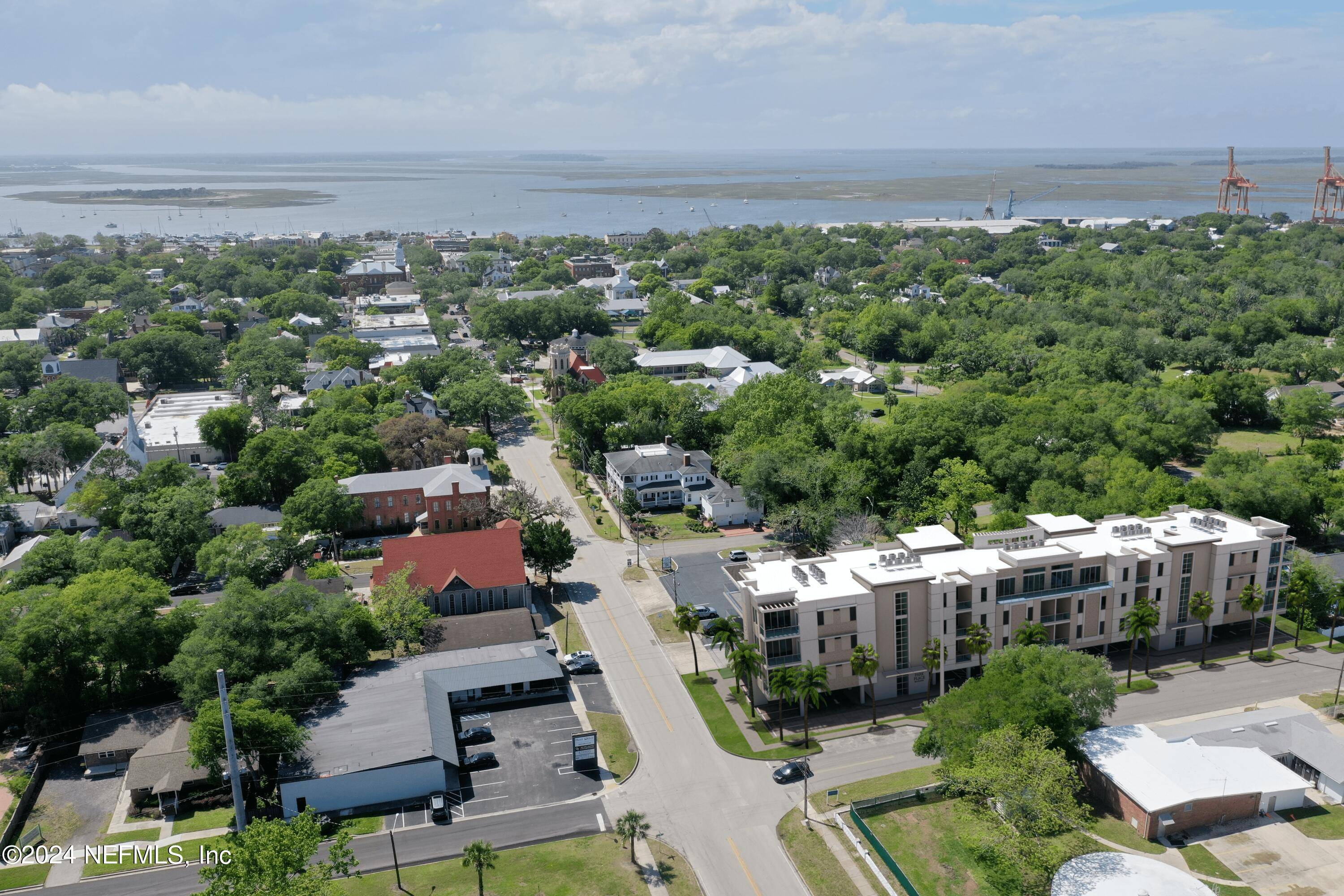 Fernandina Beach, FL 32034,1015 ATLANTIC AVE #304