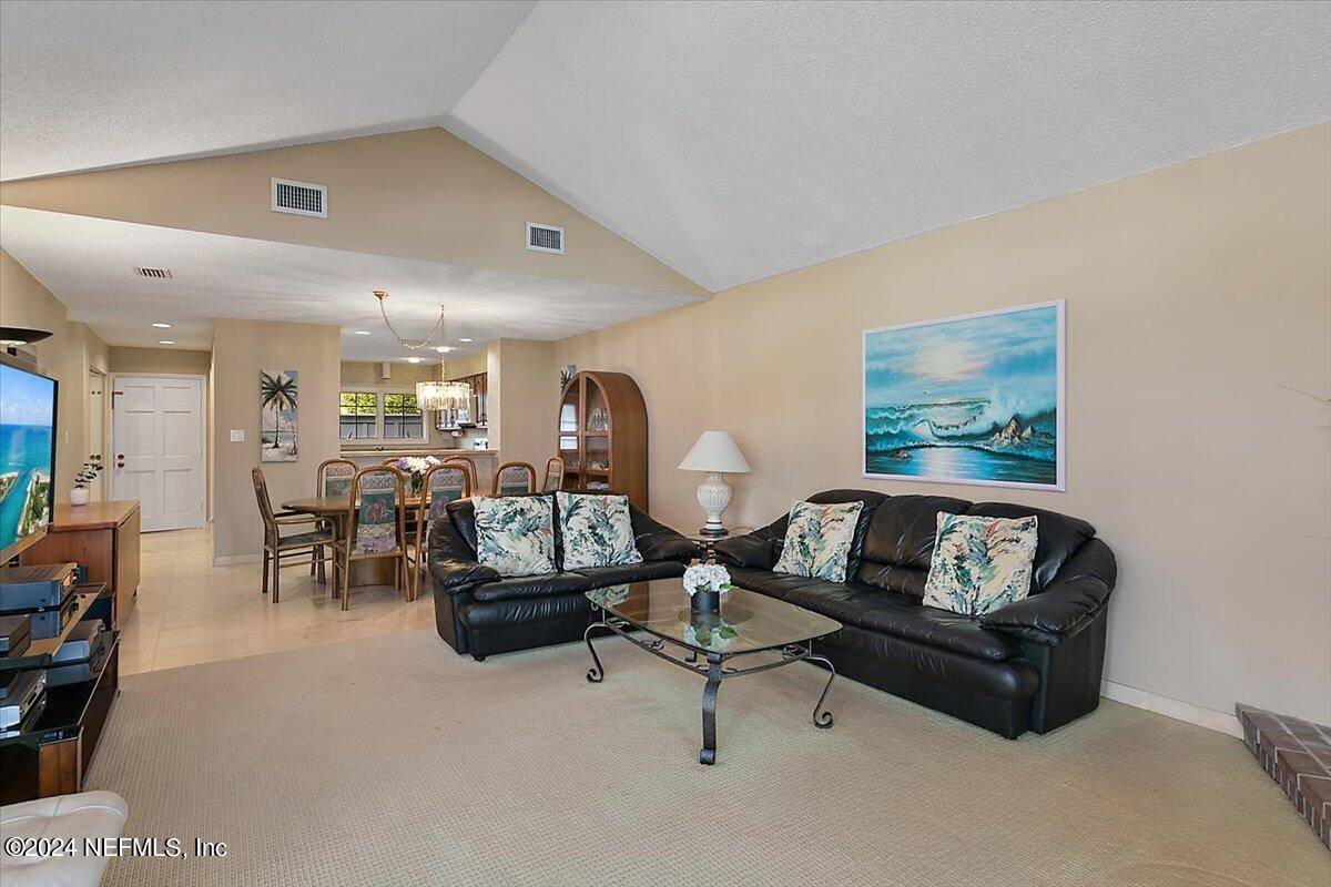 Ponte Vedra Beach, FL 32082,304 QUAIL POINTE DR