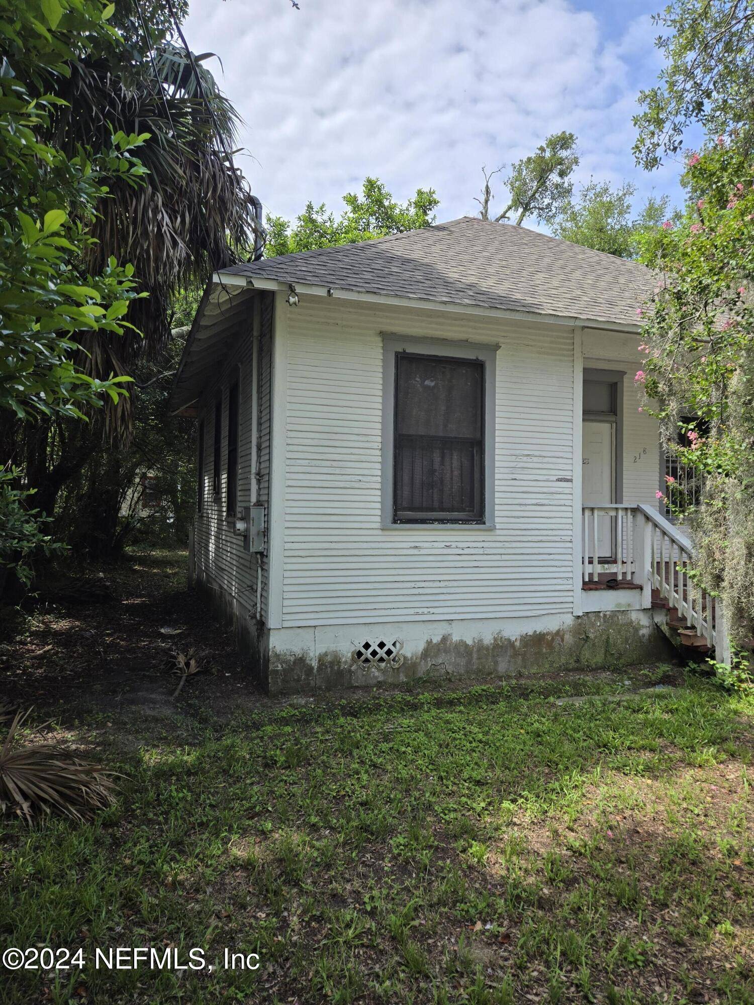 Jacksonville, FL 32206,218 E 18TH ST