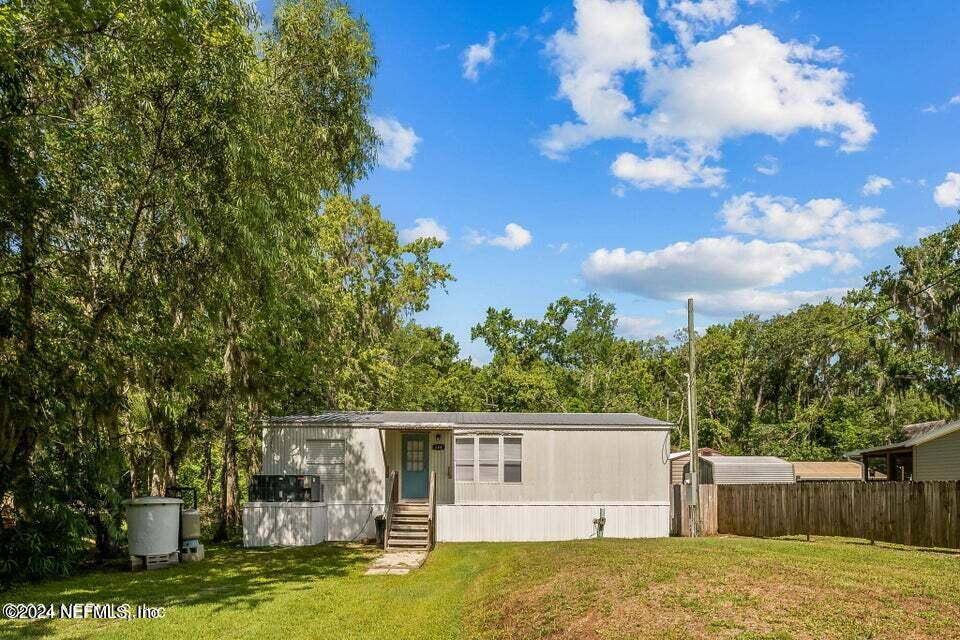 Satsuma, FL 32189,144 BOCA RATON RD