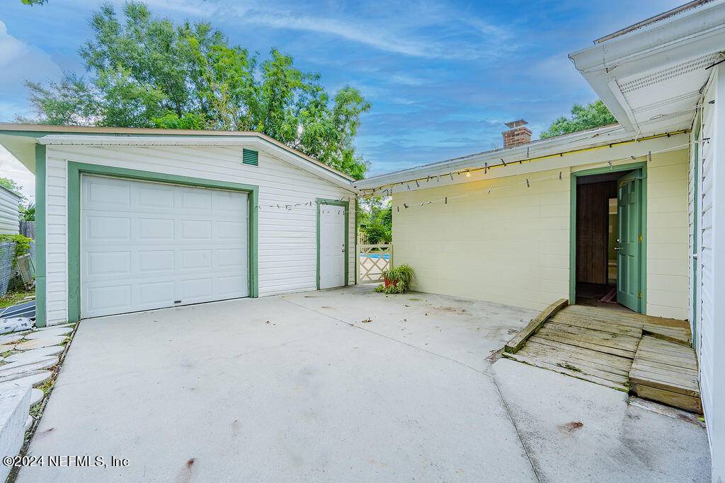 Jacksonville, FL 32210,6761 DAUGHTRY BLVD S