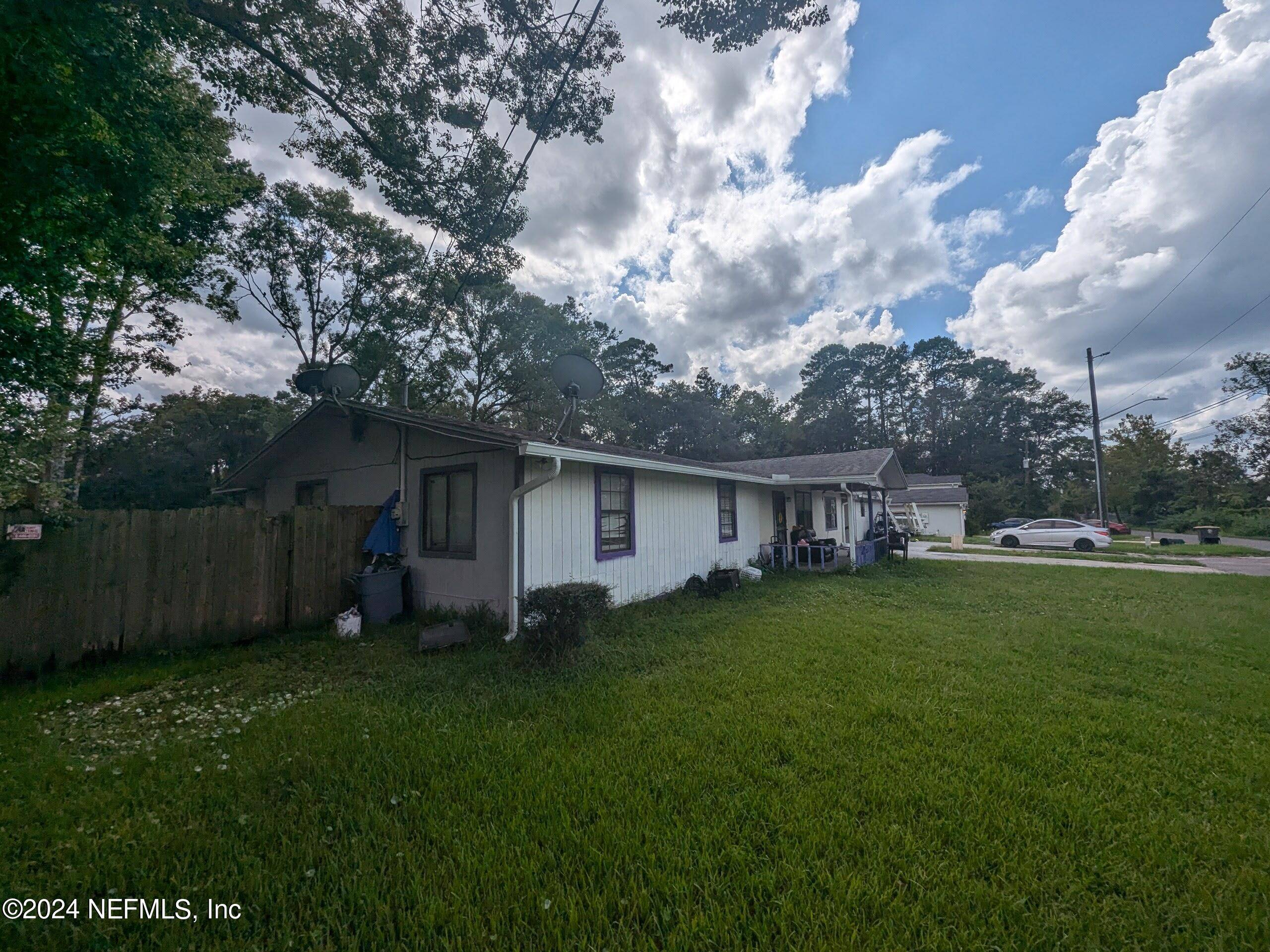 Jacksonville, FL 32244,8448 APRIL ST