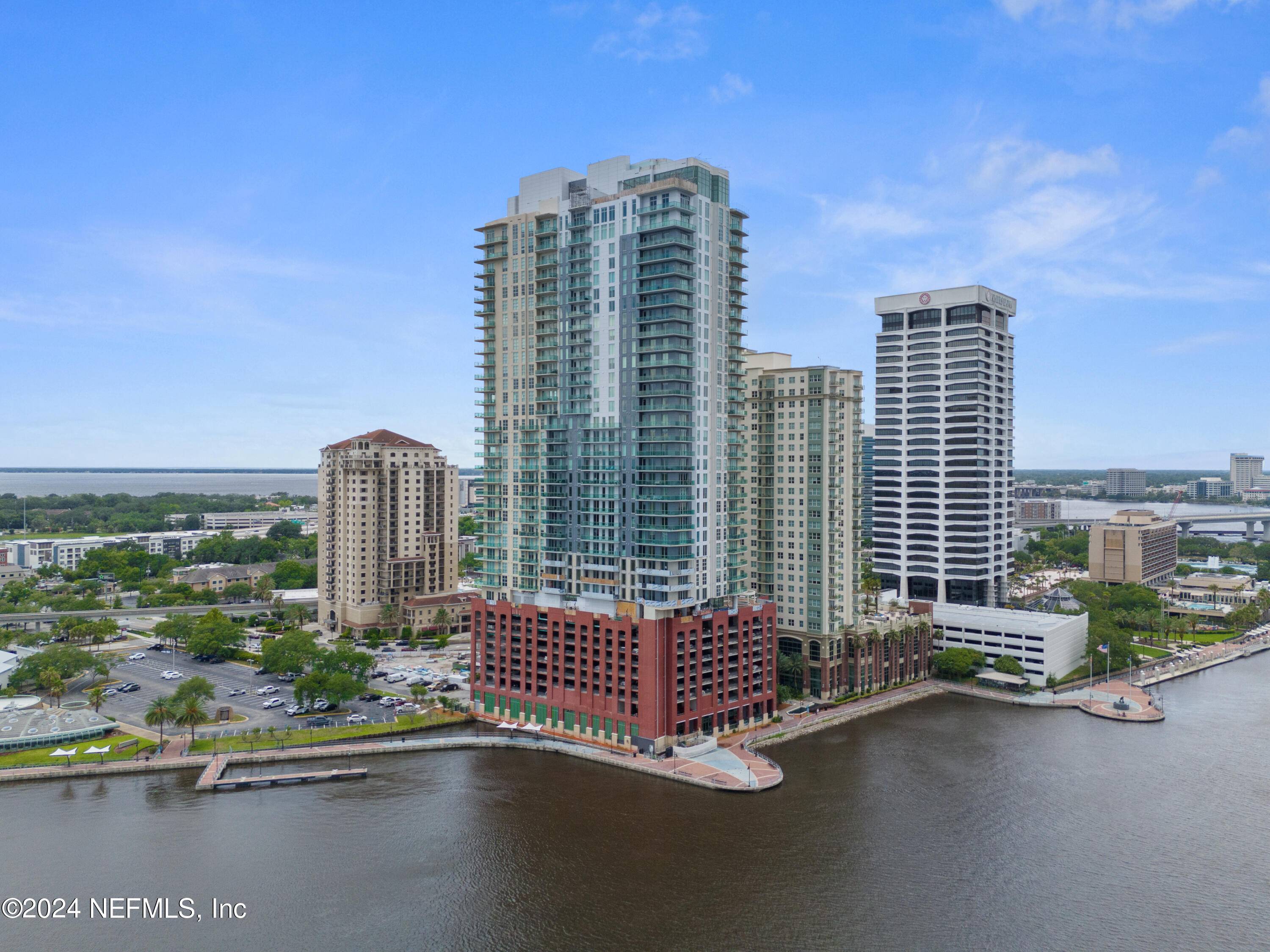 Jacksonville, FL 32207,1431 RIVERPLACE BLVD #2704