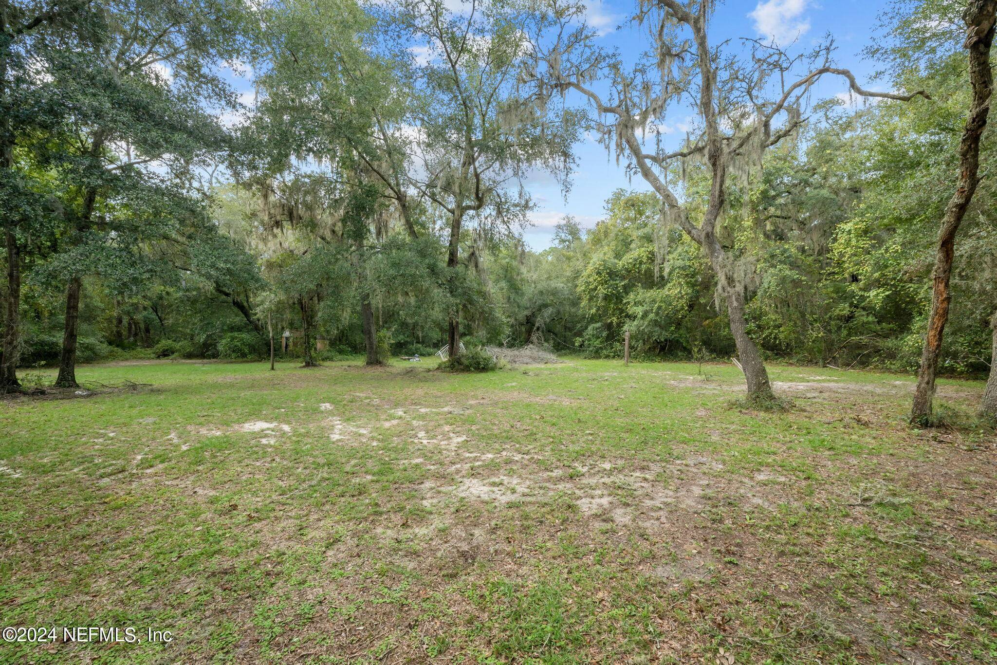 Melrose, FL 32666,5476 LEANING OAK DR