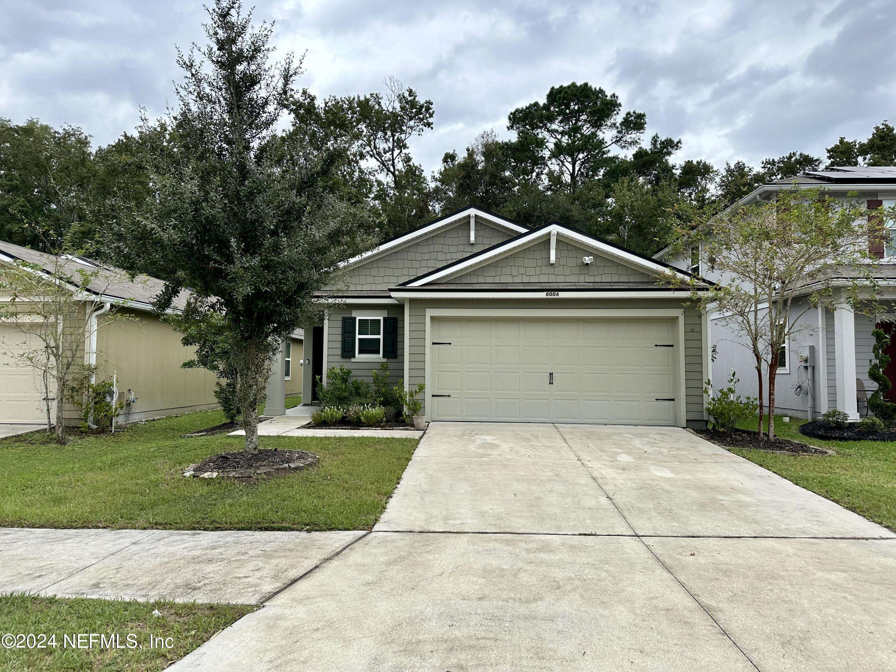 Jacksonville, FL 32256,8006 MEADOW WALK LN