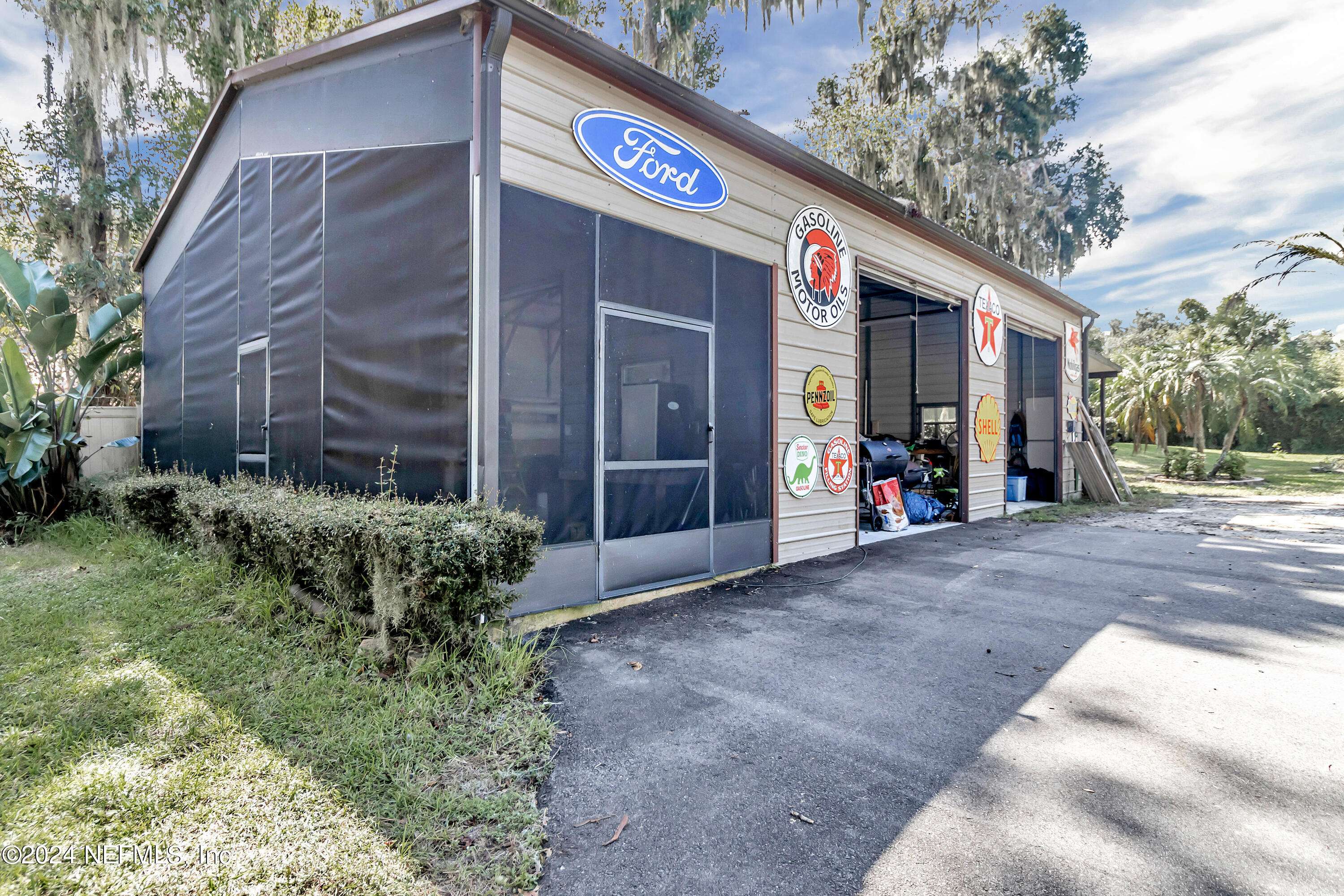 Salt Springs, FL 32134,9111 NE 310TH AVE