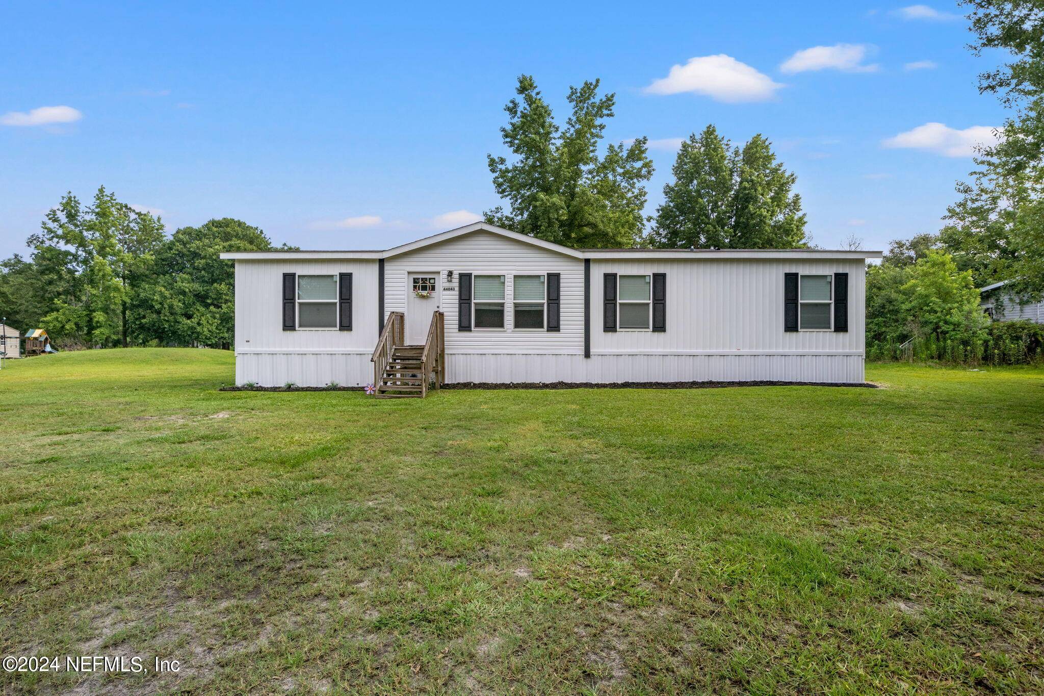 Callahan, FL 32011,44043 RED OAK CT