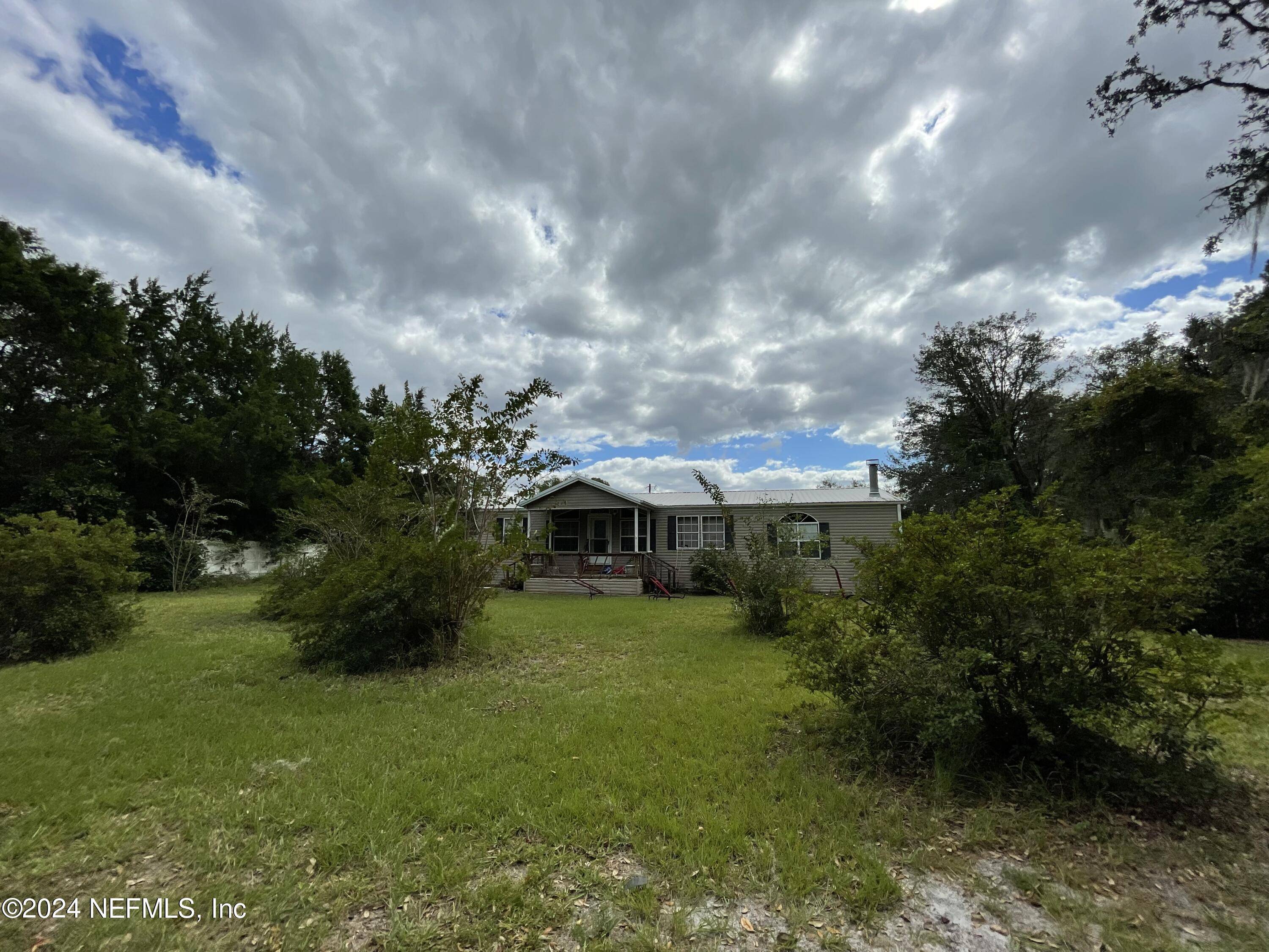 Interlachen, FL 32148,139 SPRING LAKE DR