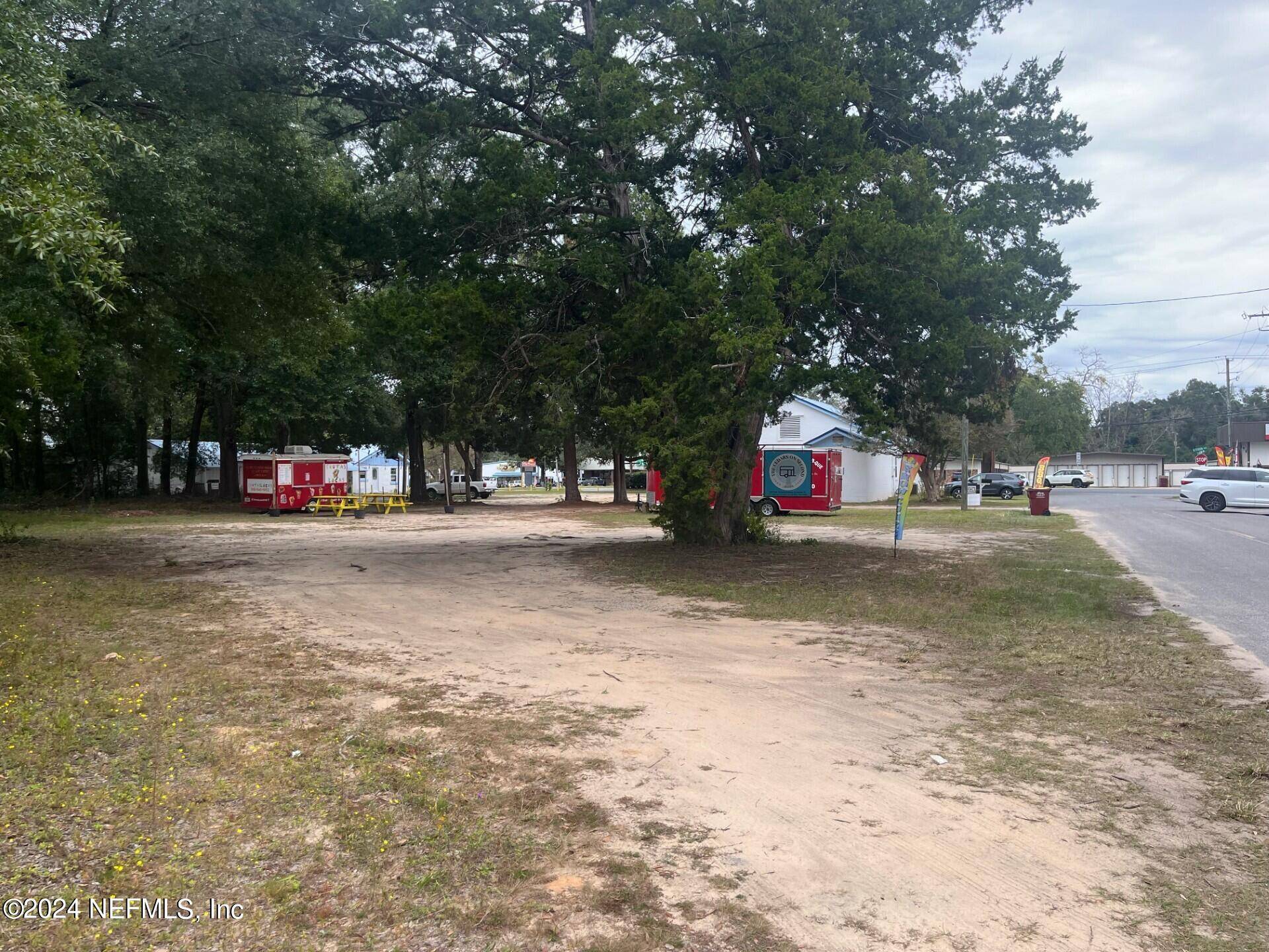 Crestview, FL 32536,501 E 2ND AVE