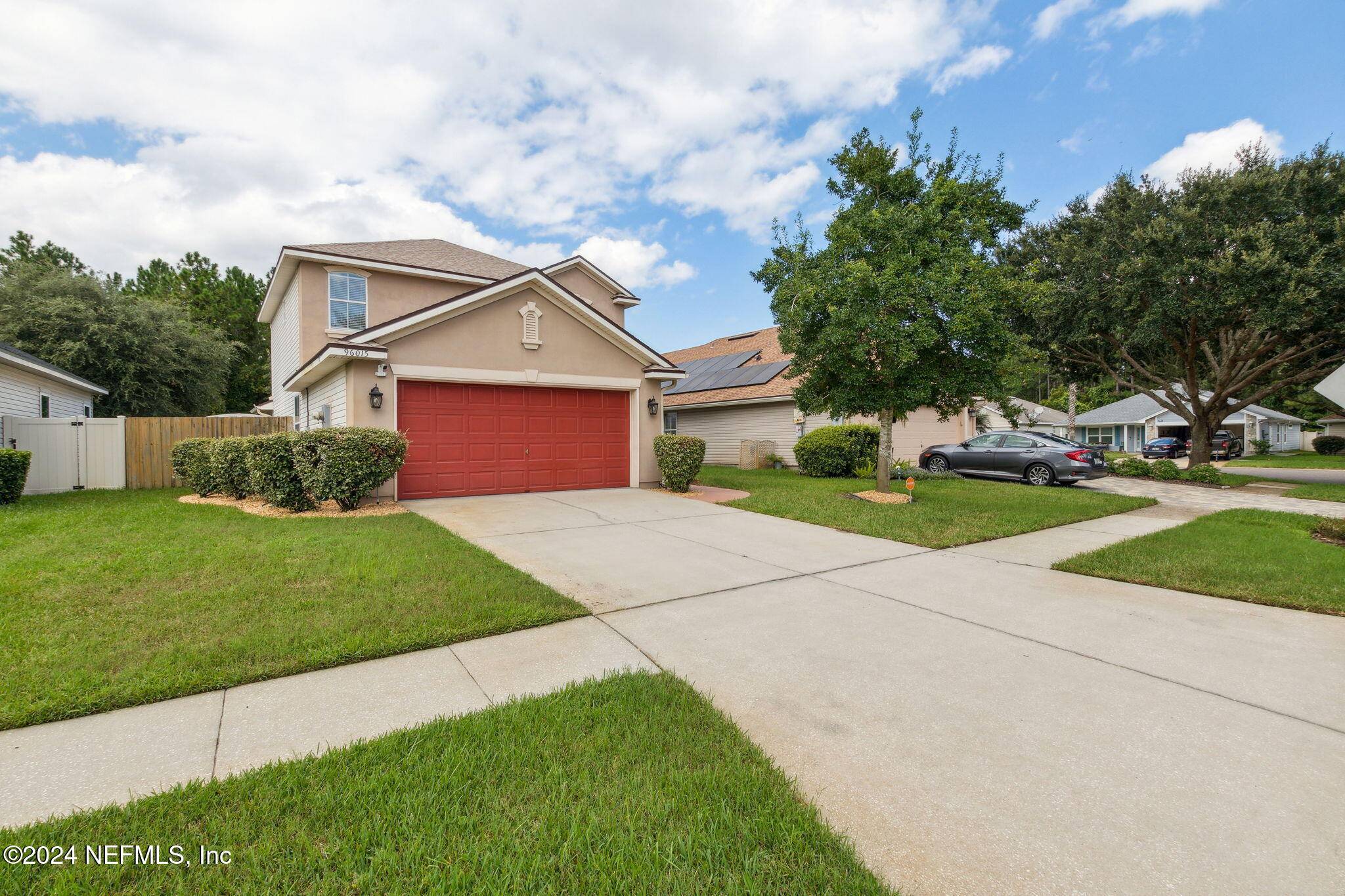 Yulee, FL 32097,96015 GRAY HERON CT