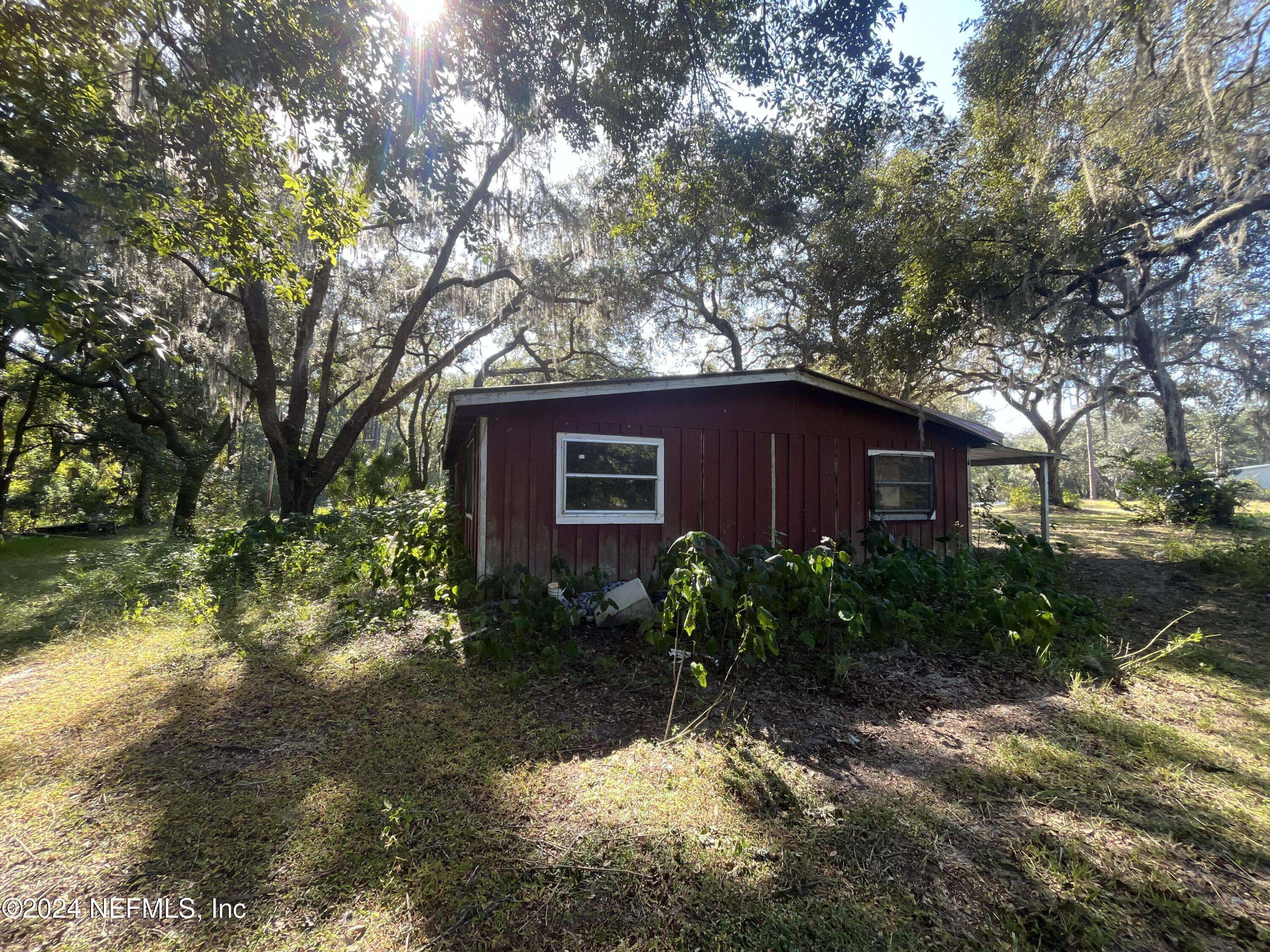 Hawthorne, FL 32640,136 POND SIDE TRL