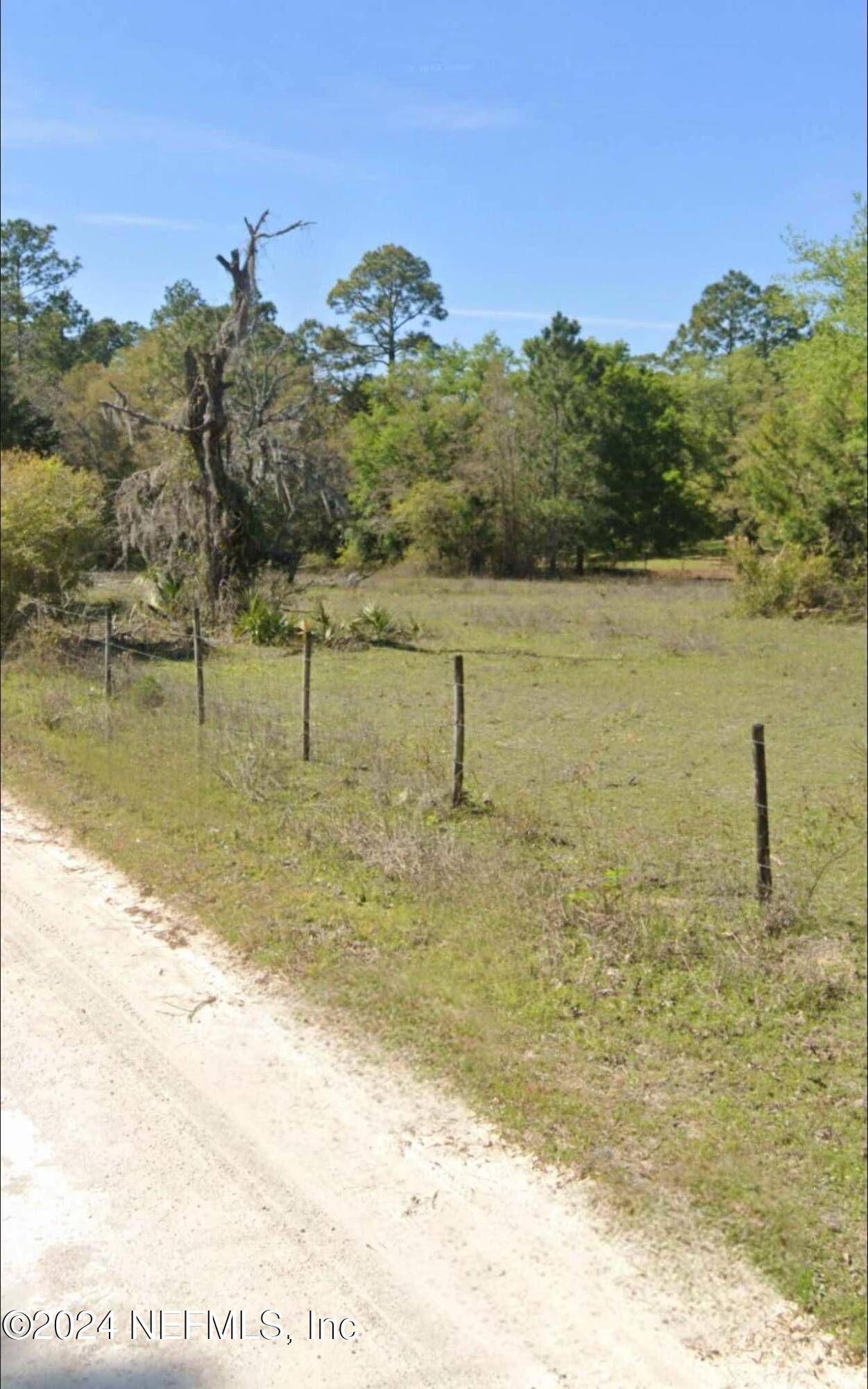 Perry, FL 32348,1678 DENNIS HOWELL RD