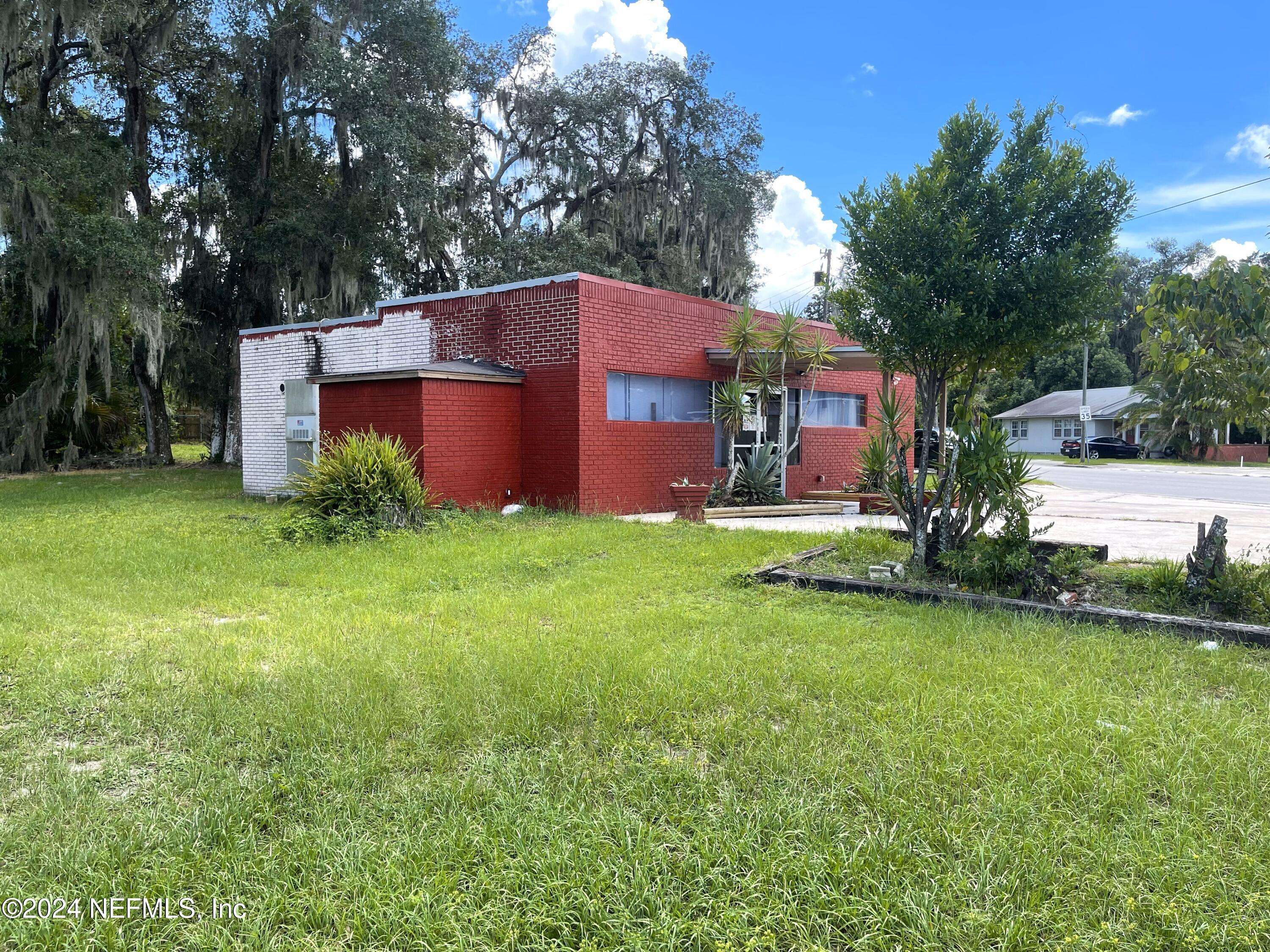 Palatka, FL 32177,1501 HUSSON AVE