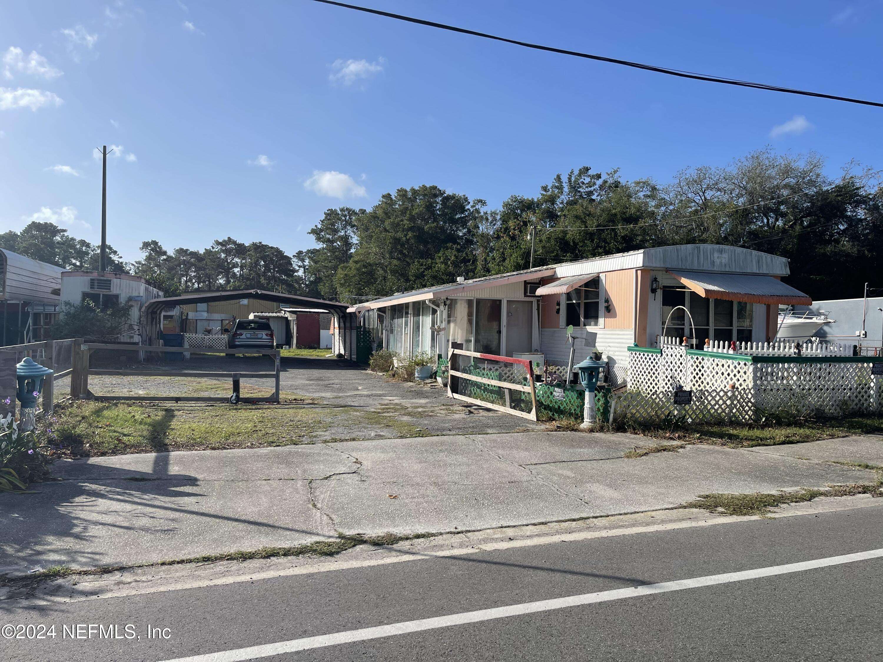 Jacksonville, FL 32218,2926 LEONID RD