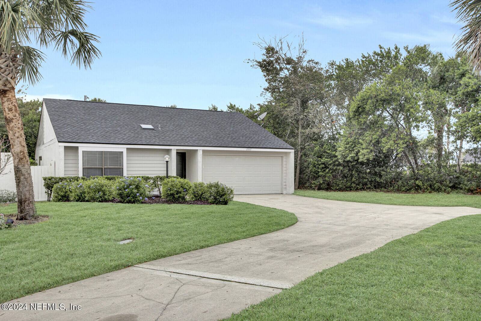 Ponte Vedra Beach, FL 32082,2527 DAUPHINE CT W