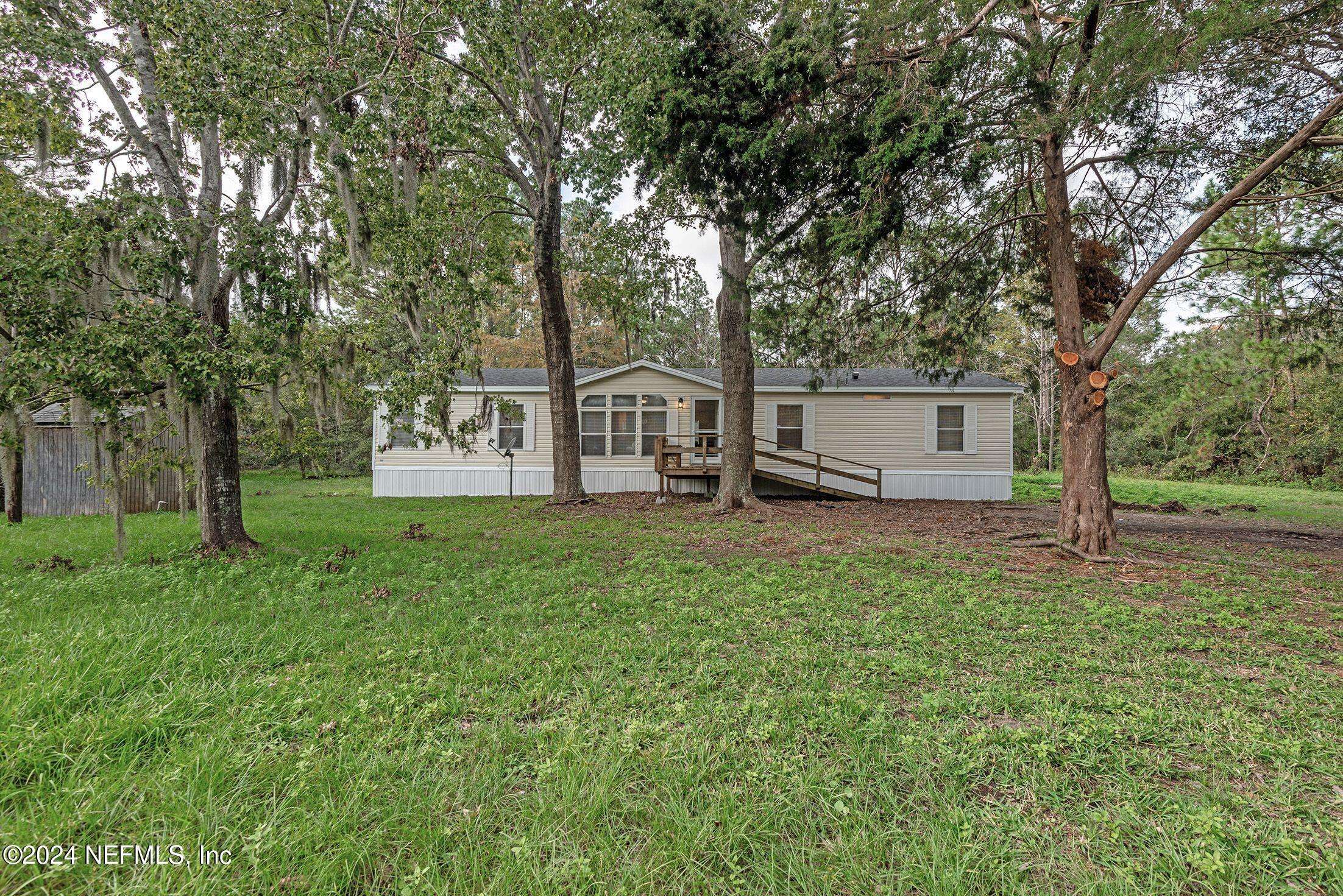 Yulee, FL 32097,85299 ALGER RD