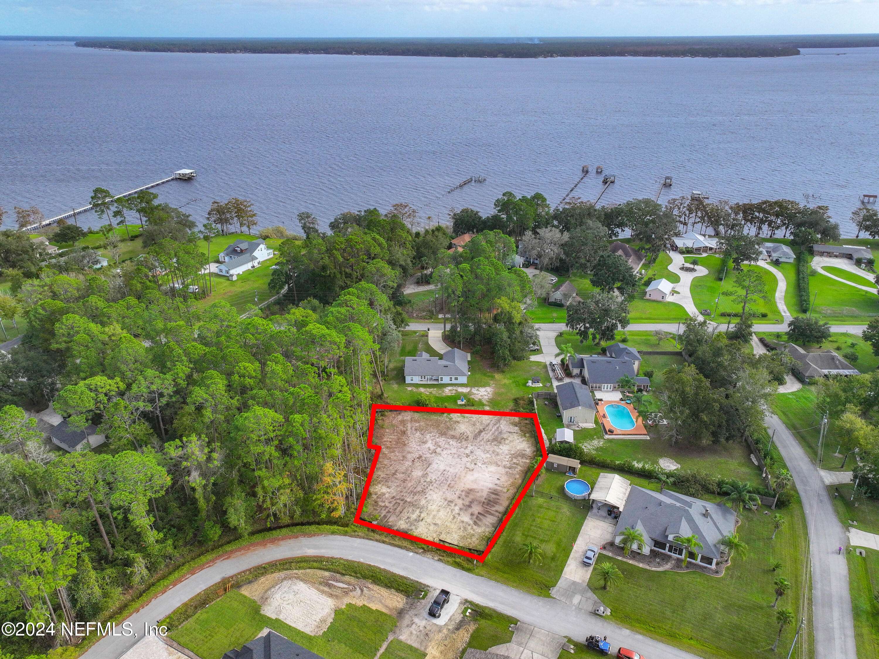 Green Cove Springs, FL 32043,1310 RIVIERA DR