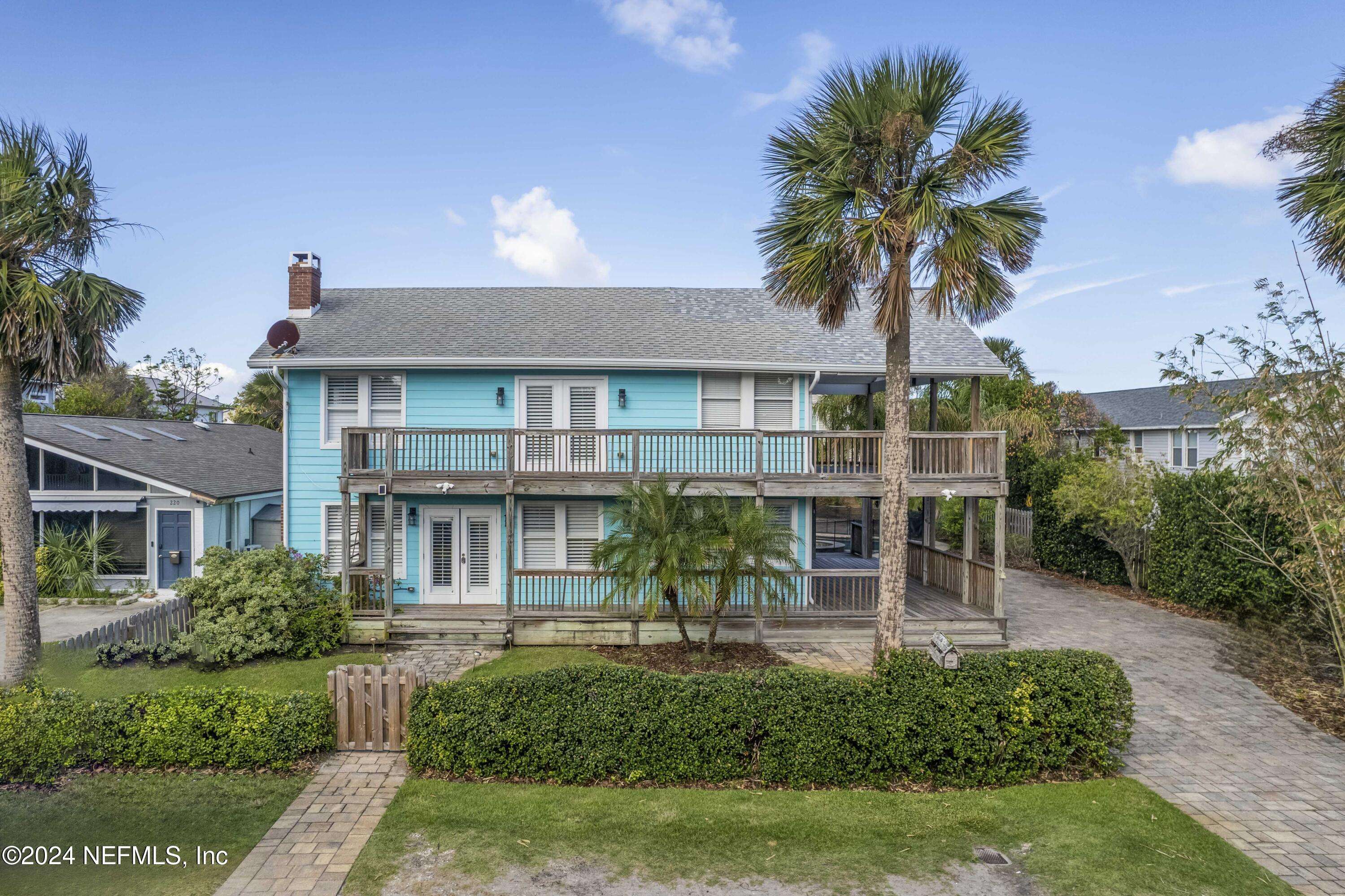 Neptune Beach, FL 32266,214 DAVIS ST